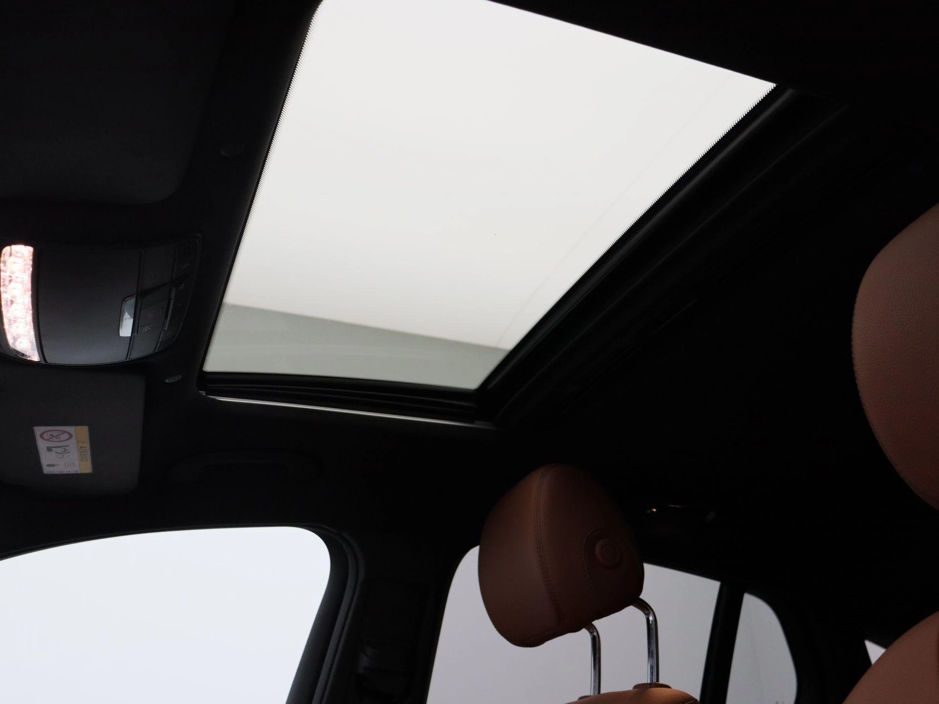 Mercedes-Benz GLC 200 d Coupé AMG LINE + LEDER + OPEN DAK + TREKHAAK + CARPLAY +