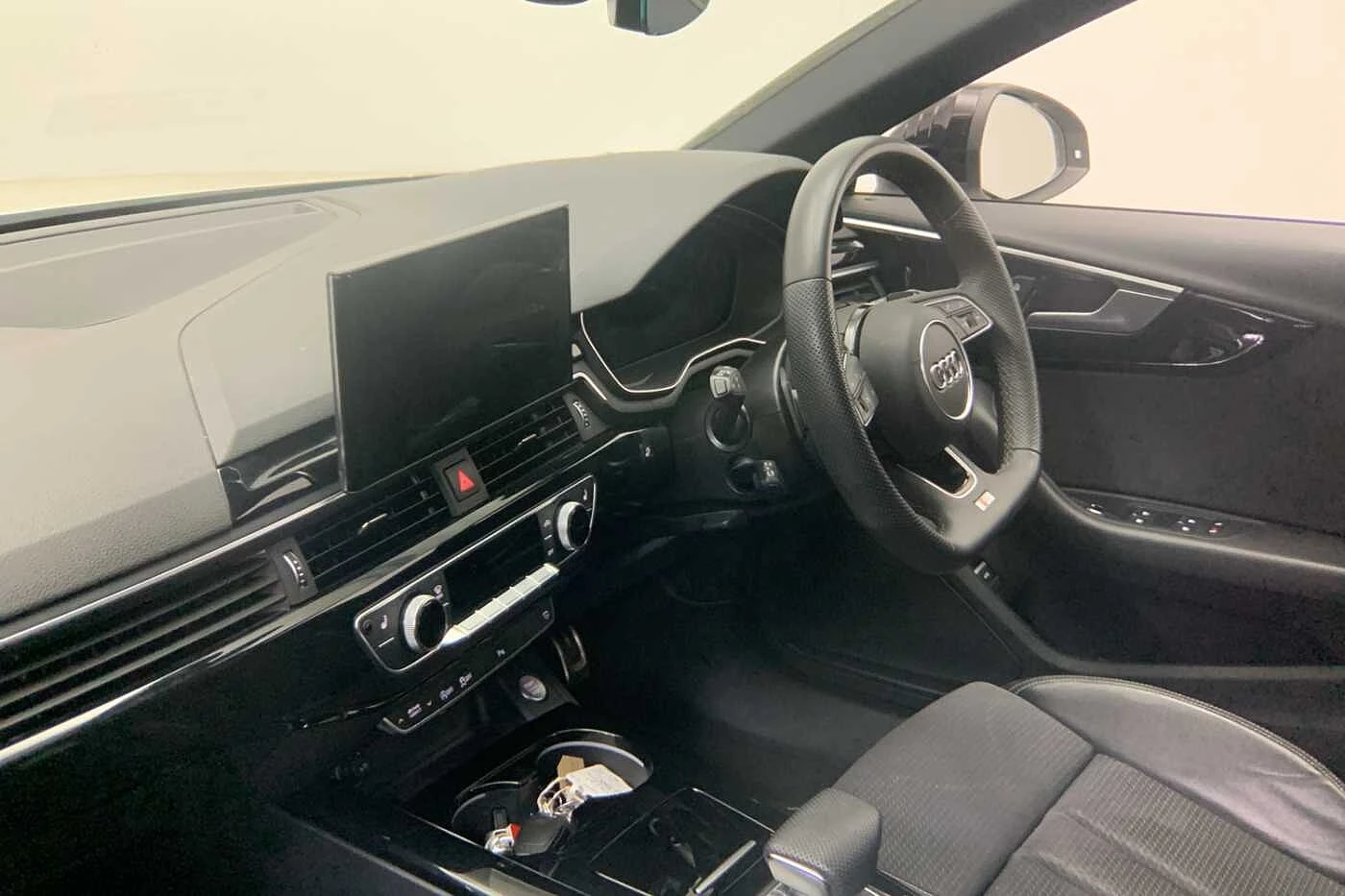 Audi-A4-image-11