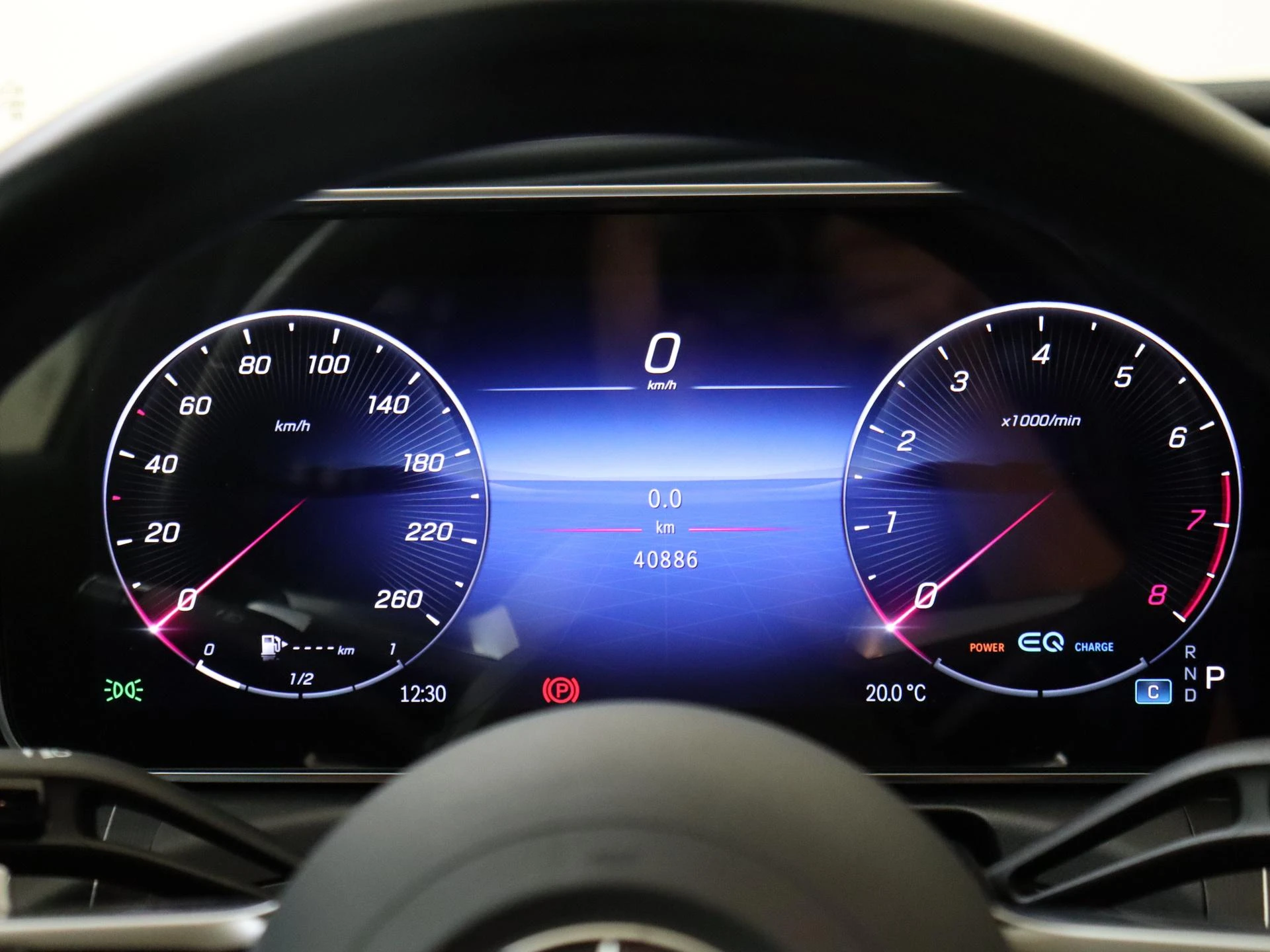 Mercedes-Benz-C-Klasse-image-11