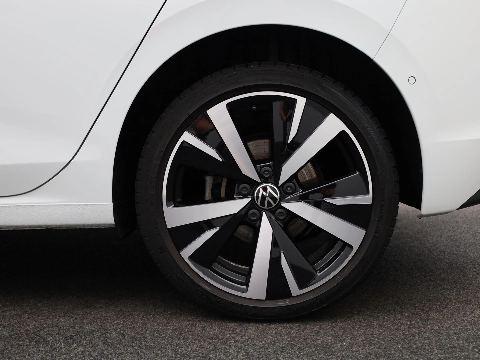 Volkswagen Golf 1.5 eHybrid Life Edition