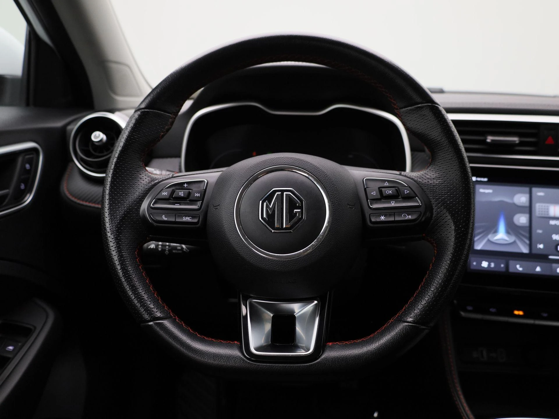 MG-ZS EV-image-6