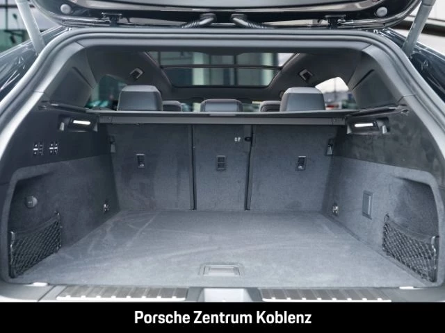 Porsche Cayenne Electric -