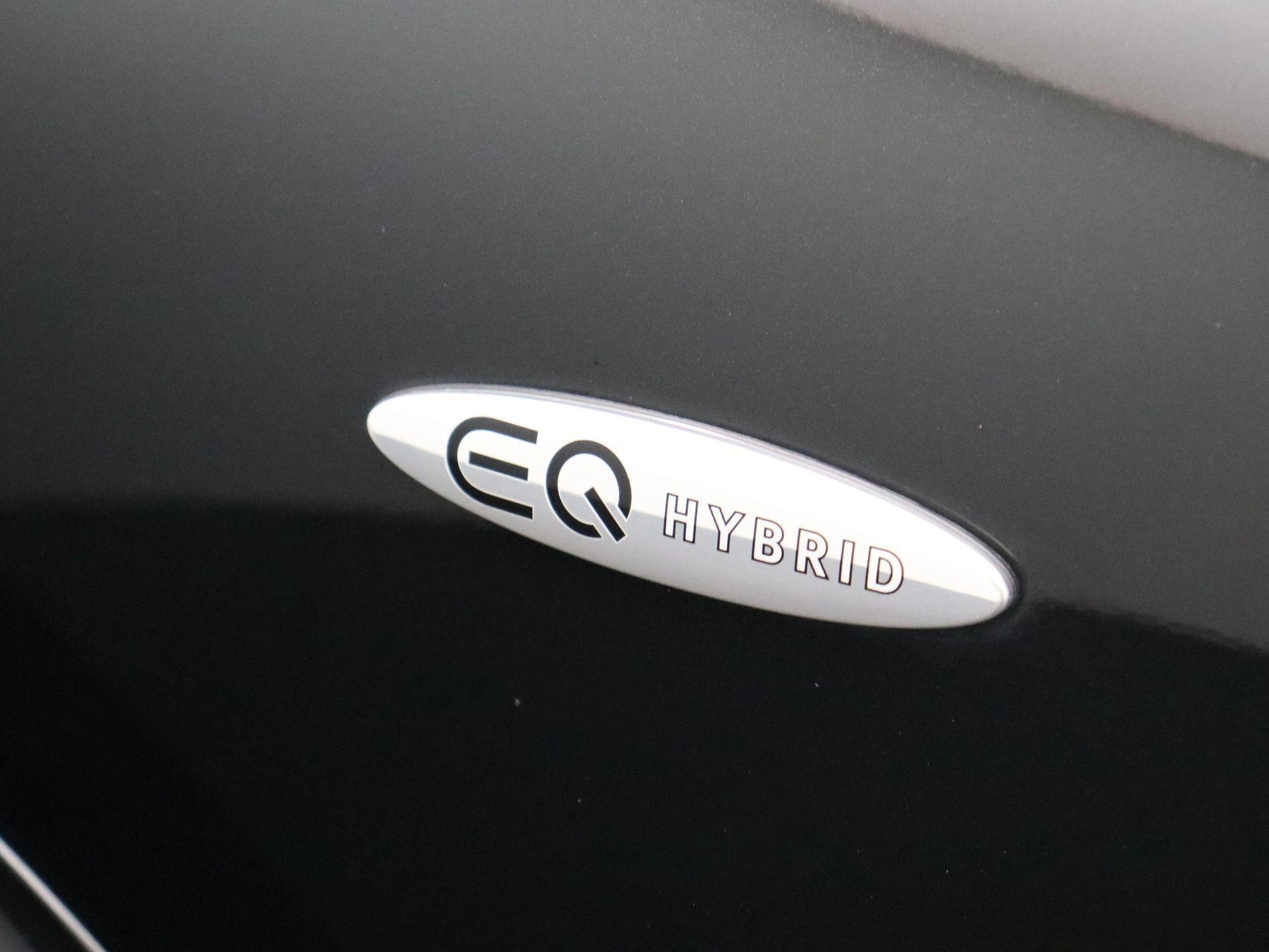 Mercedes-Benz-GLA-image-7