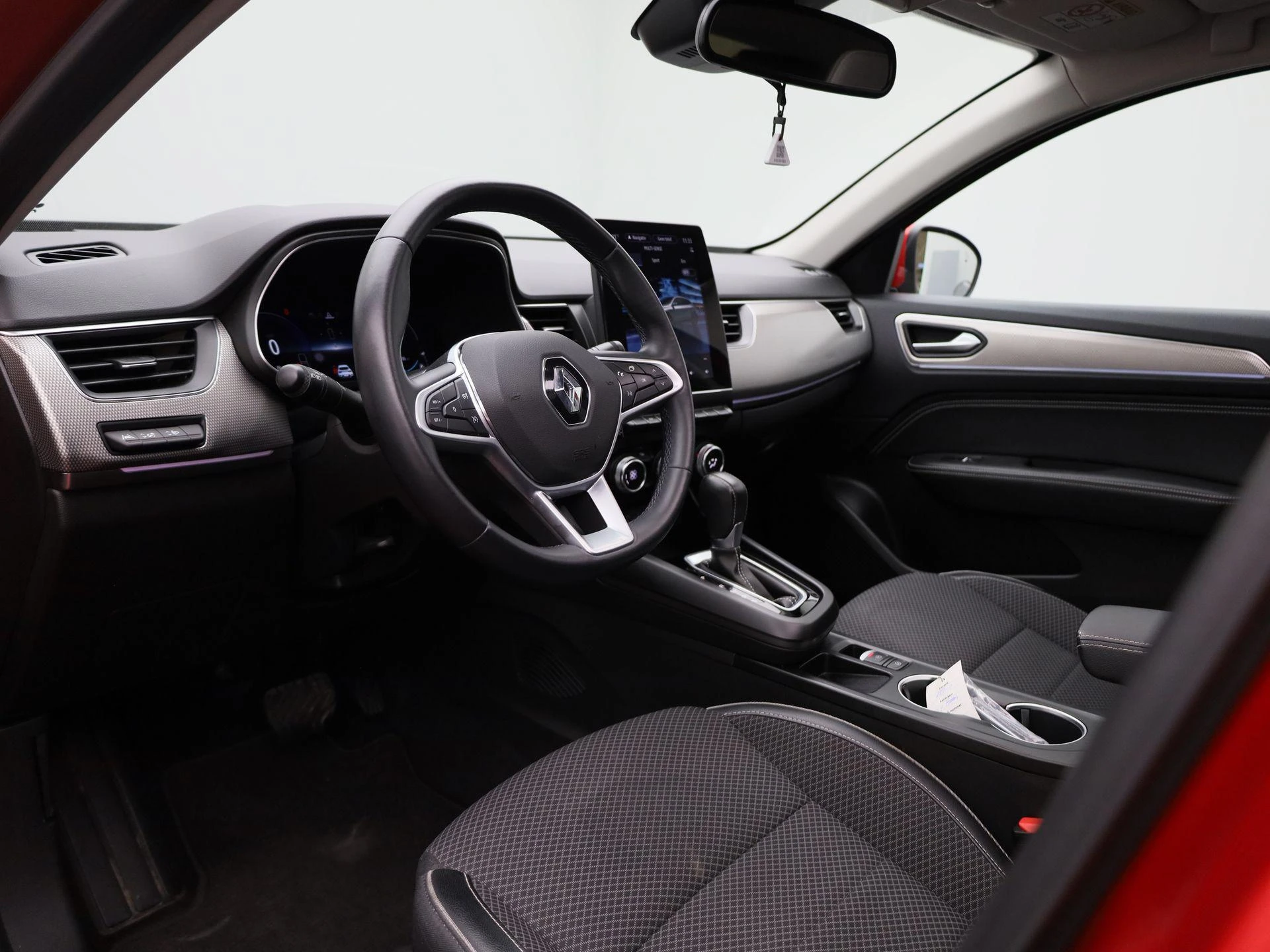 Renault-Arkana-image-32