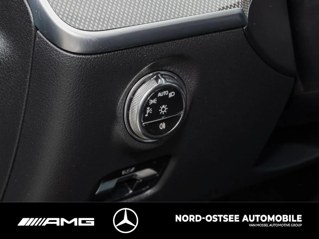 Mercedes-Benz C-Klasse 300 d T AMG AHK MBUX SHZ LED KEYLESS-GO AMG Line