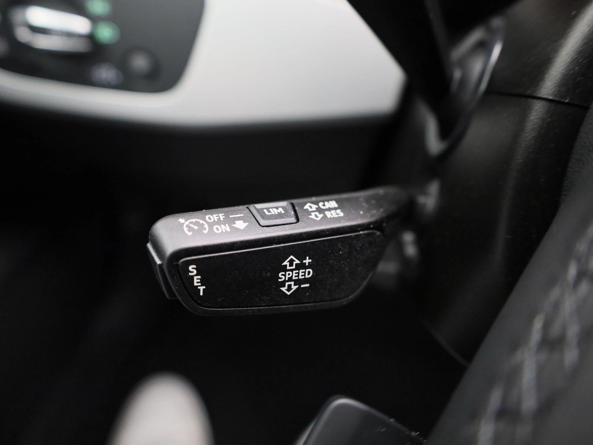 Audi-A4-image-22