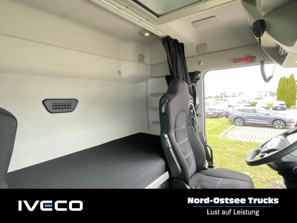 Iveco S-Way AS 440 X58 T/P ON+ KlimaA Standkl LED NA
