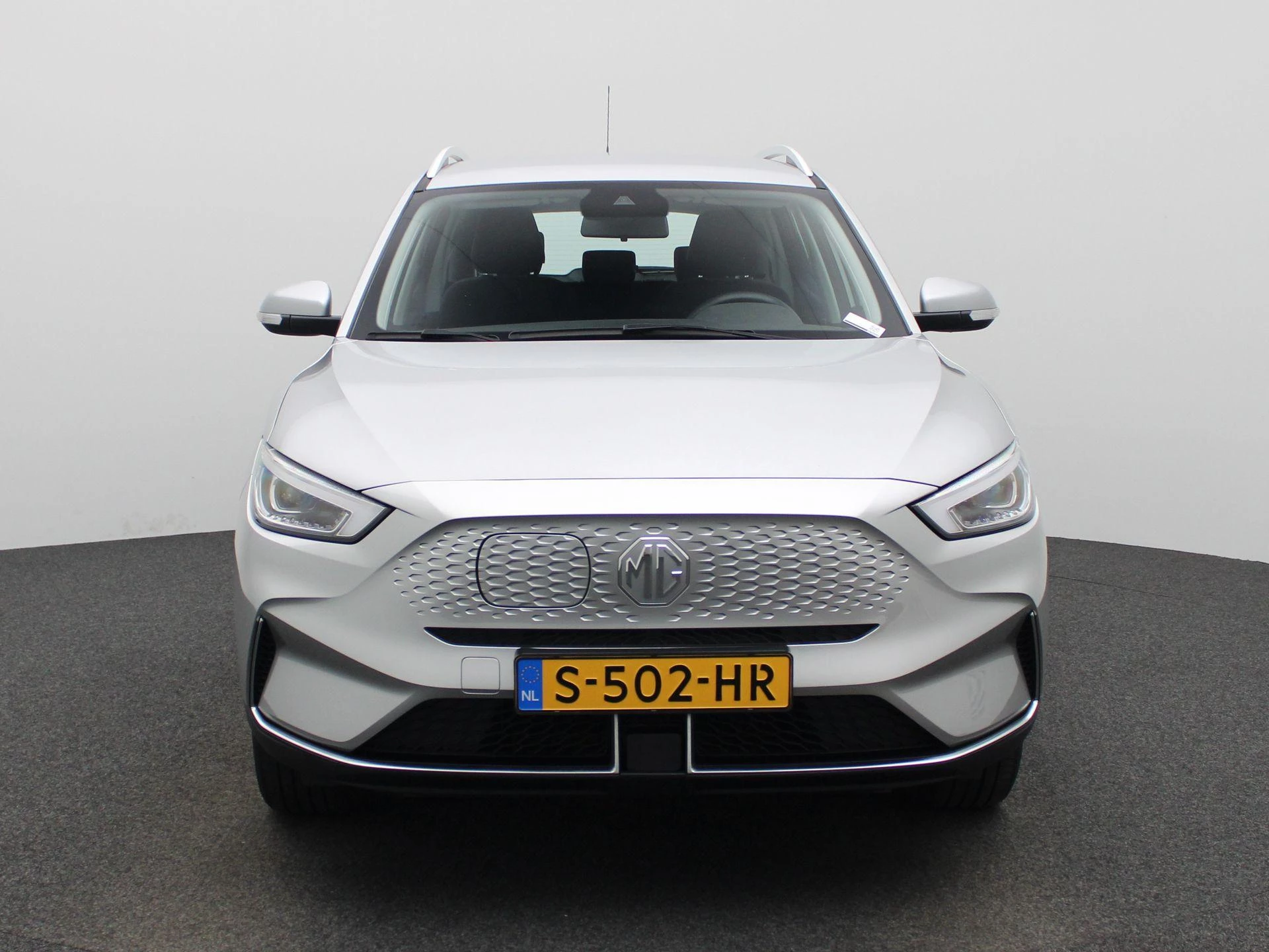 MG-ZS EV-image-2