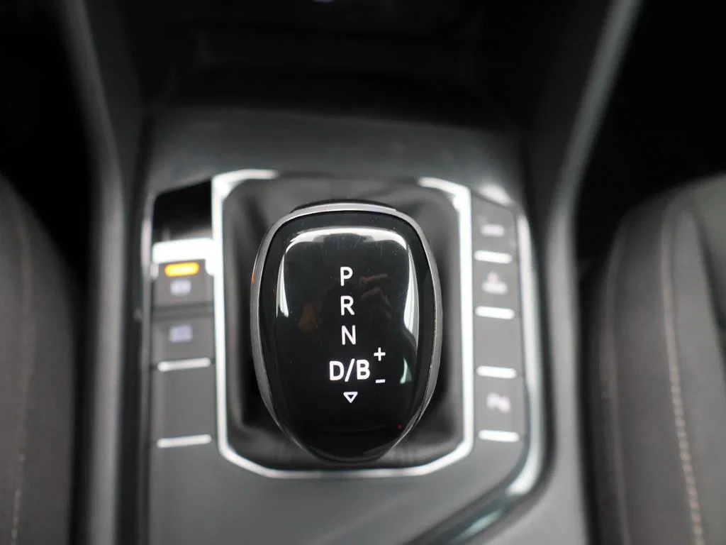 Volkswagen-Tiguan-image-21