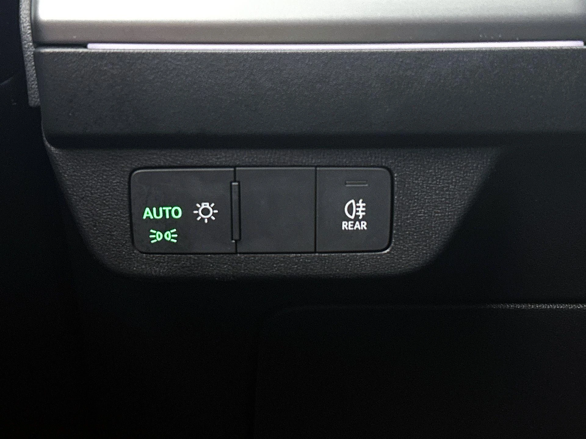 Audi-Q4 e-tron-image-22