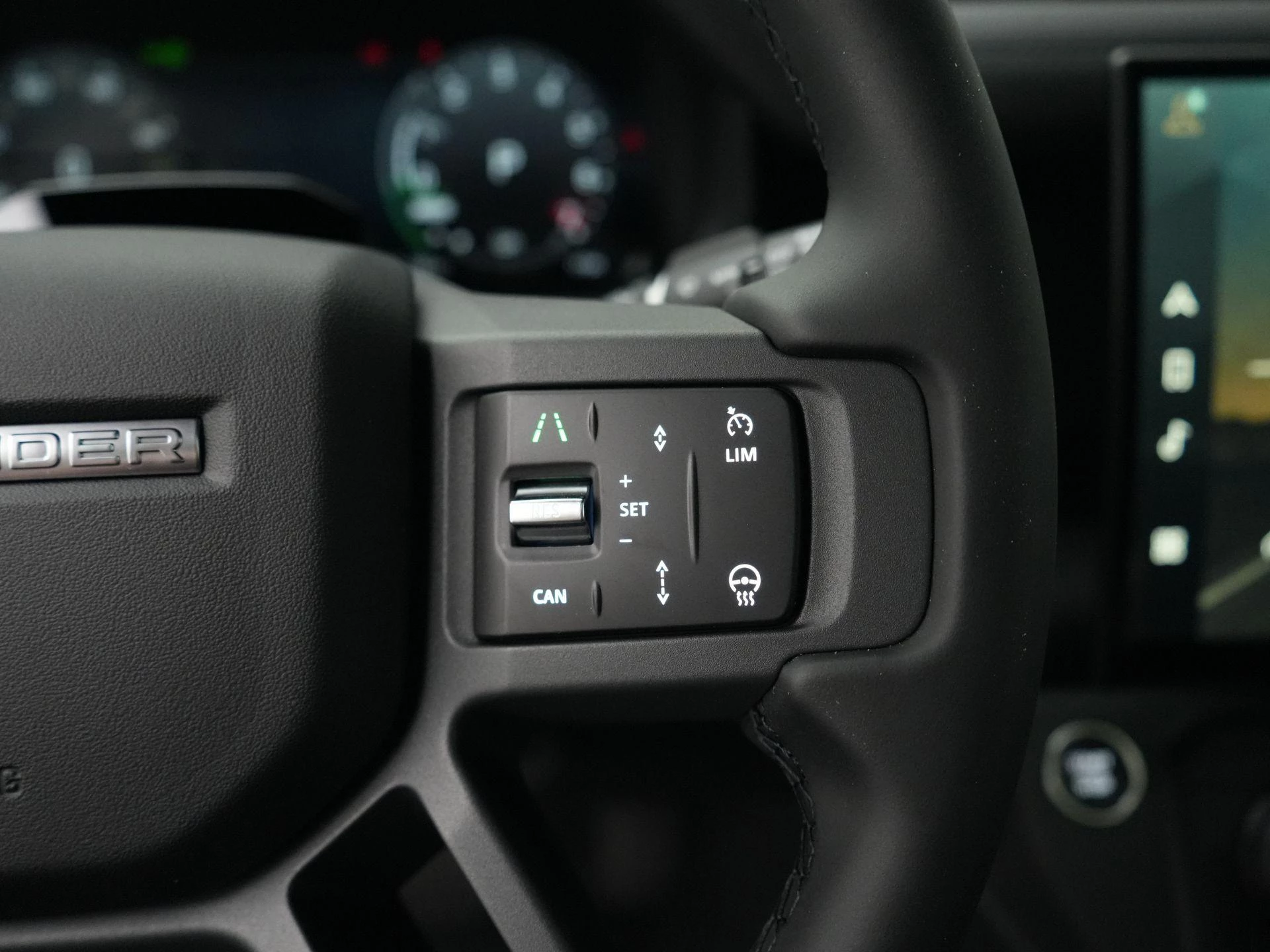 Land Rover-Defender-image-12