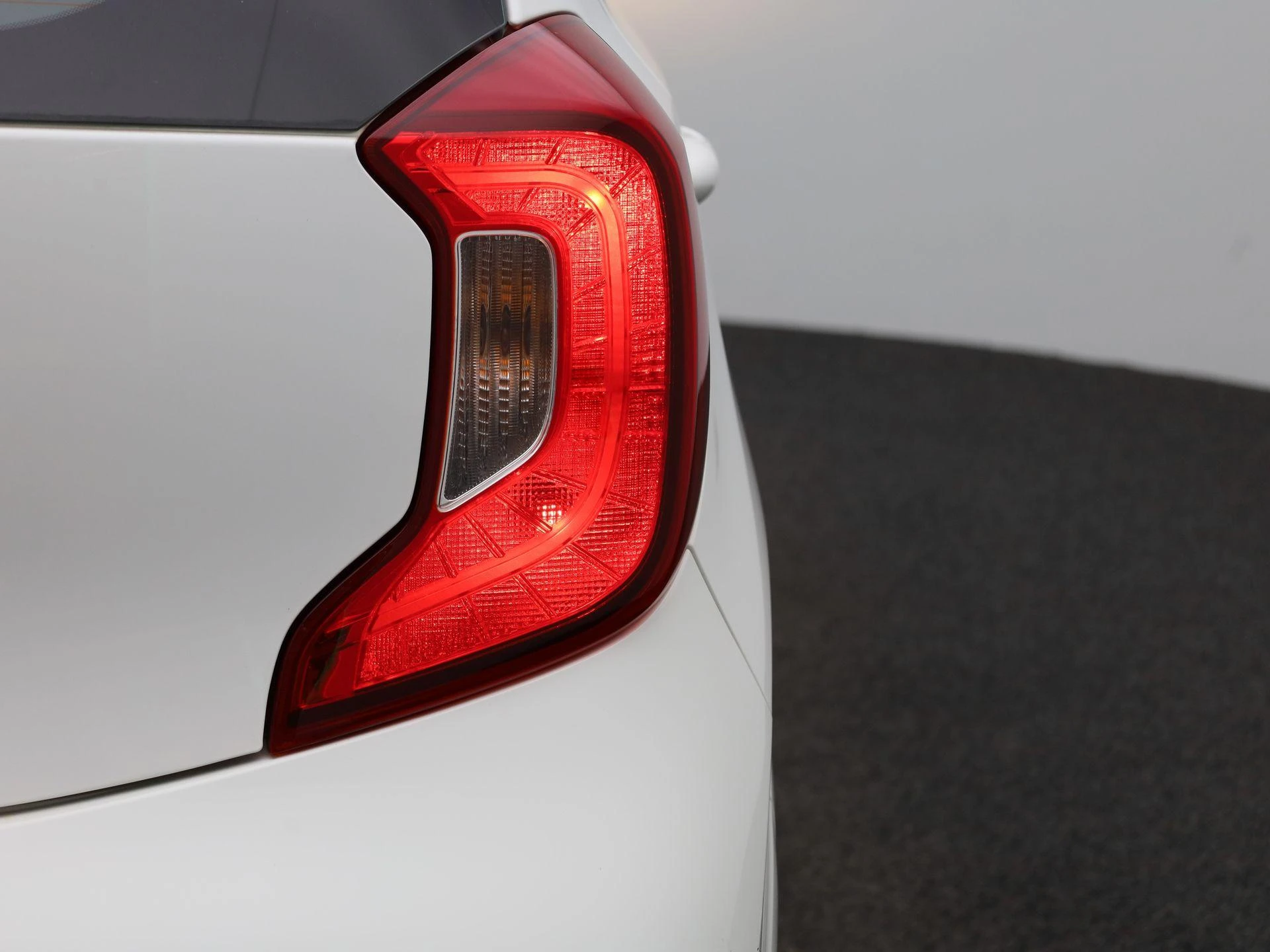 Kia-Picanto-image-32