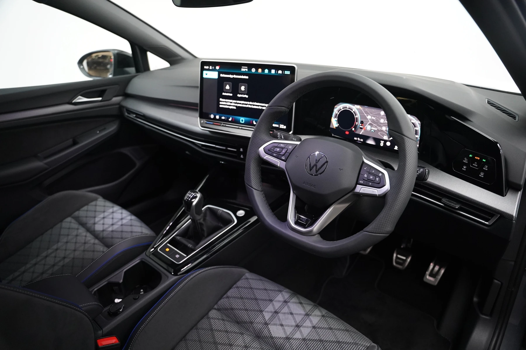 Volkswagen-Golf-image-5