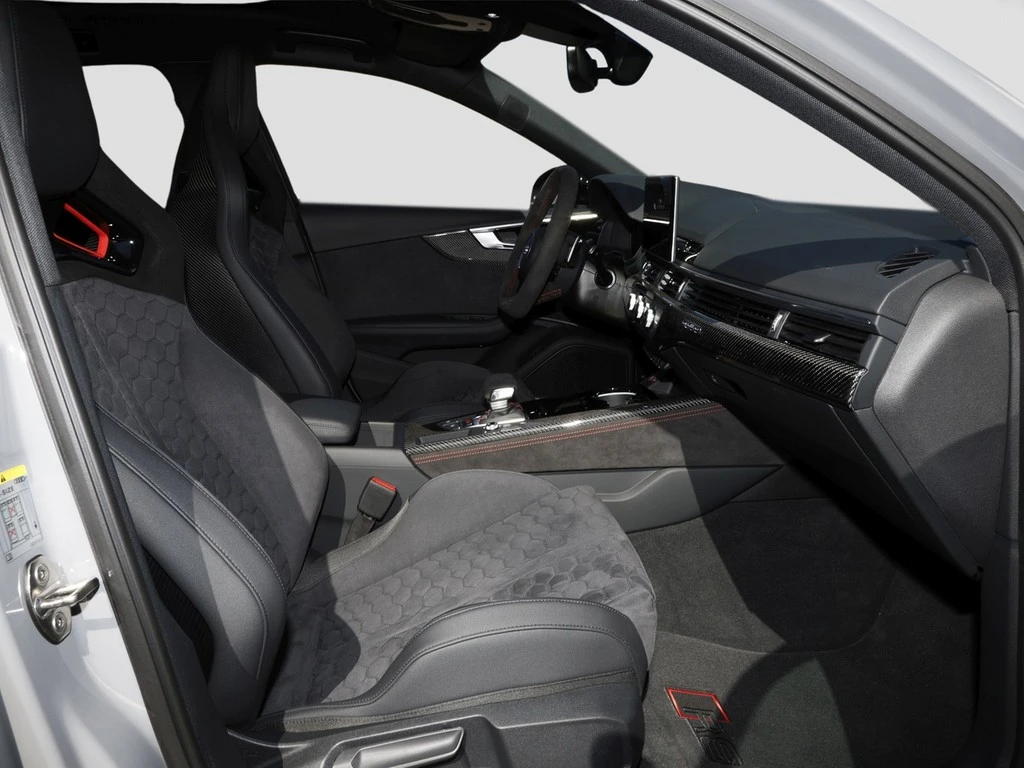 Audi-RS4-image-10