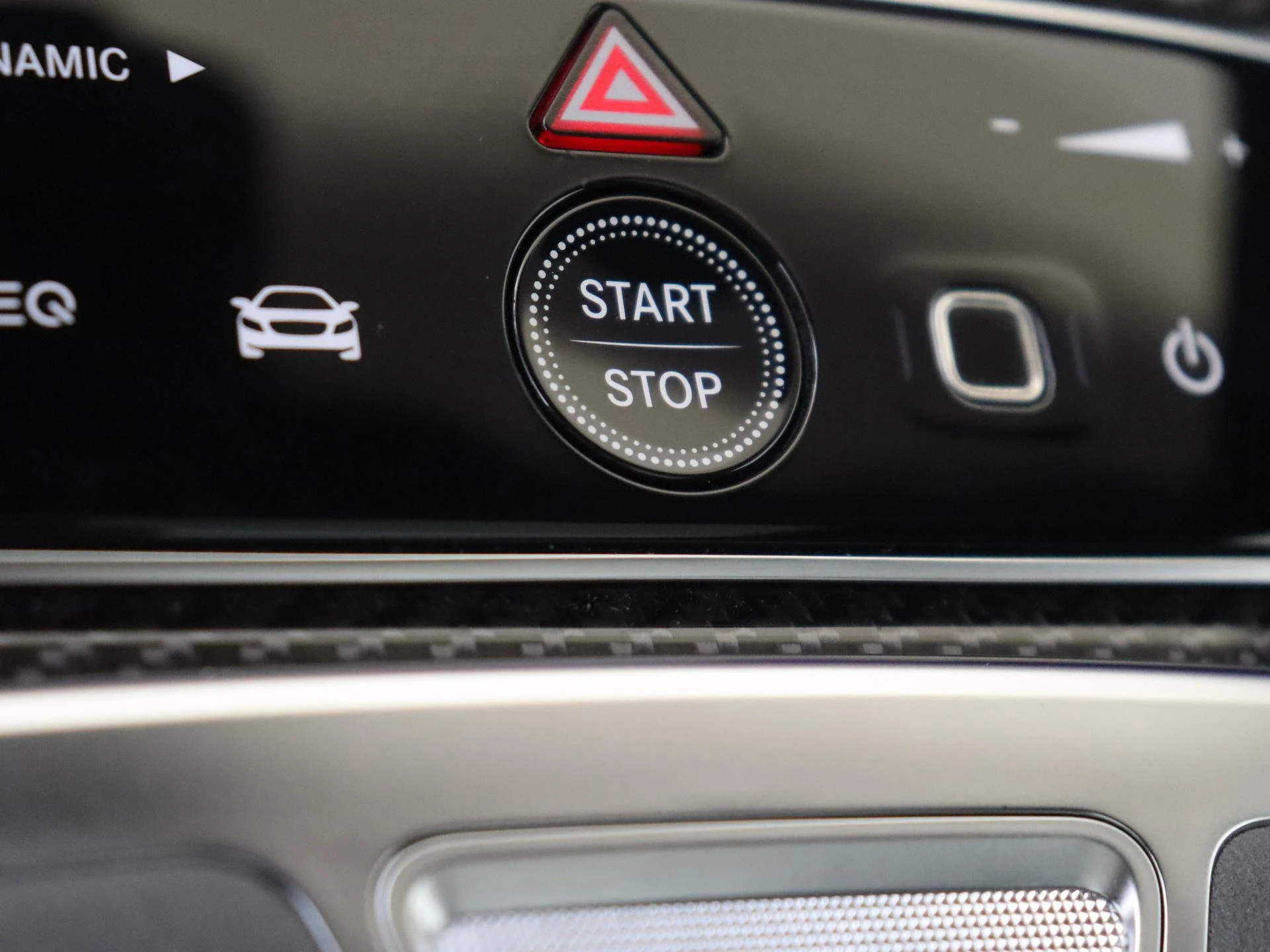 Mercedes-Benz-EQS-image-20
