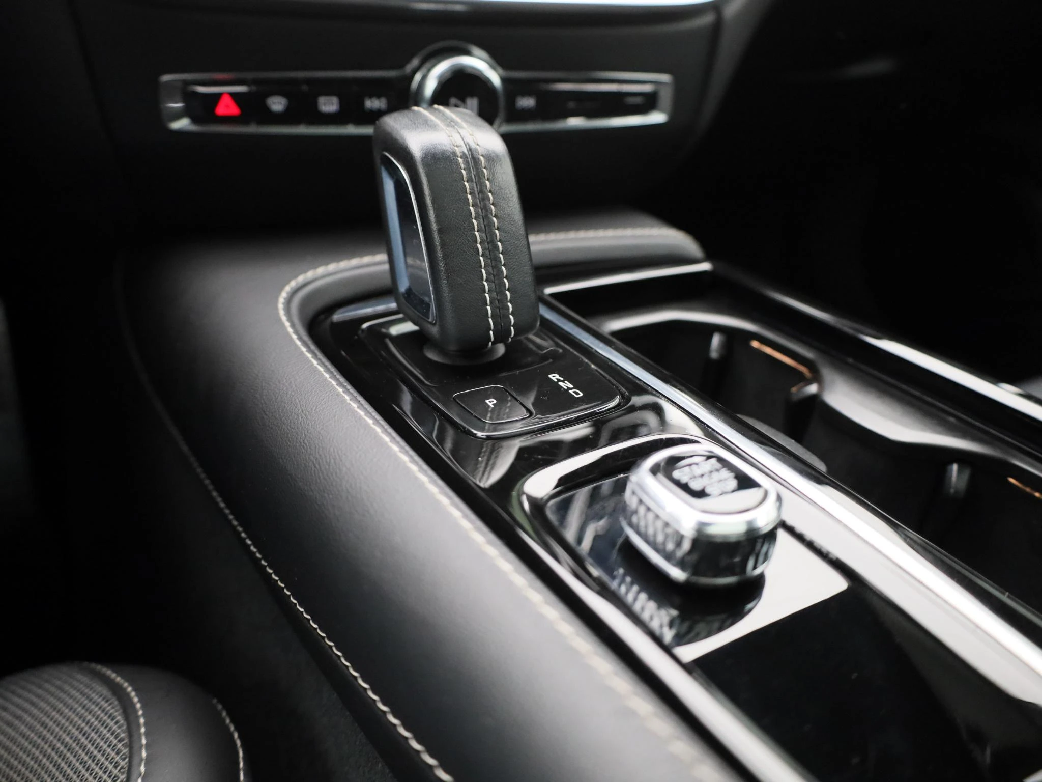 Volvo-V60-image-19