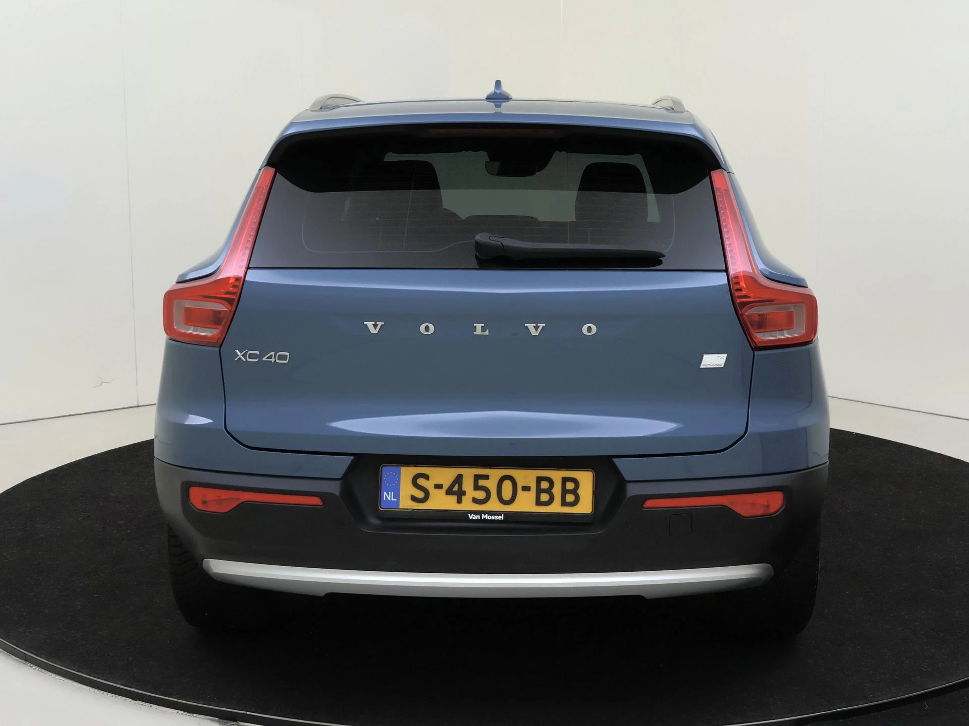 Volvo-XC40-image-6