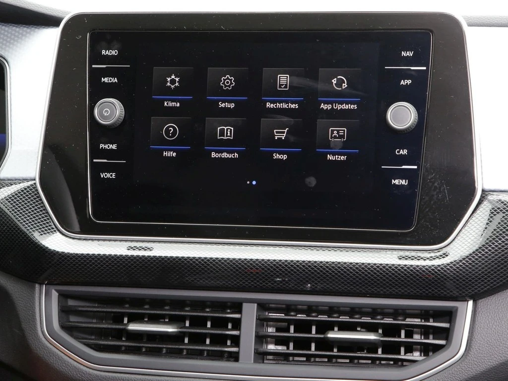 Volkswagen-T-Cross-image-12