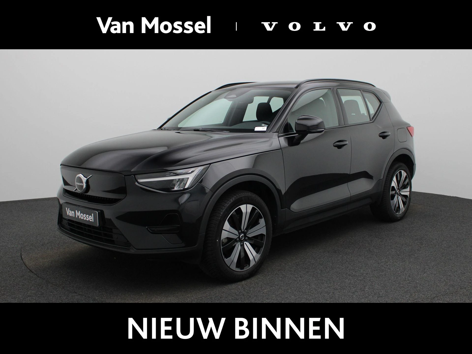 Volvo-XC40-image-0