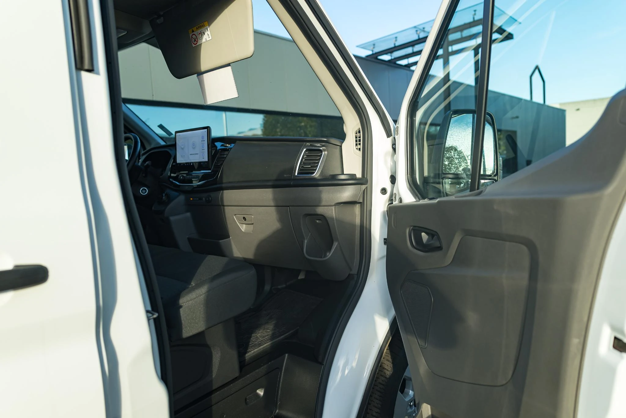 Ford-E-Transit-image-11