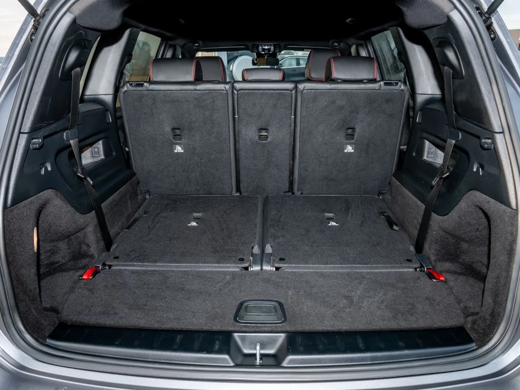 Mercedes-Benz-GLB 200 d-image-15