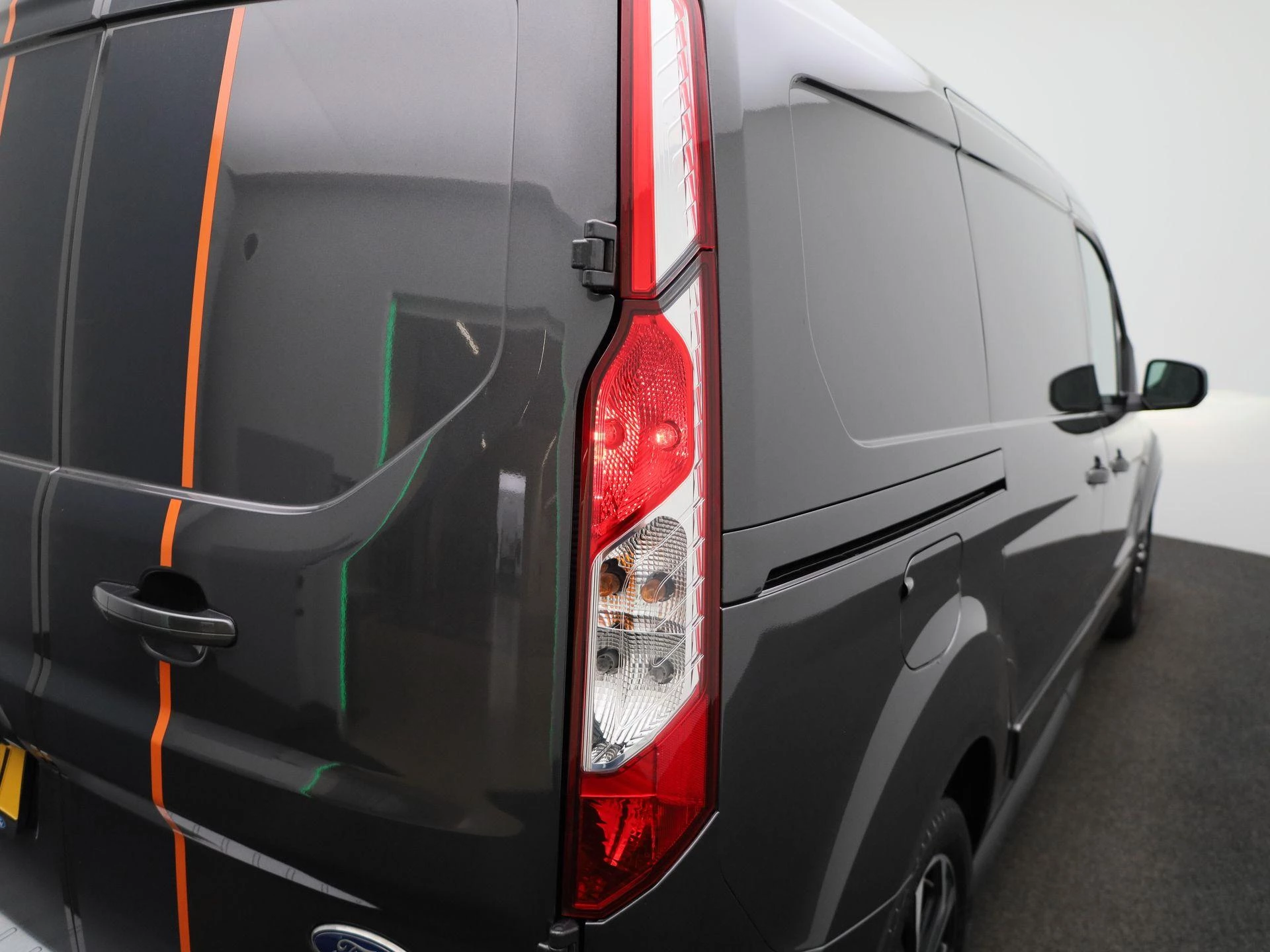 Ford Transit Connect 1.5 EcoBlue L2 Sport