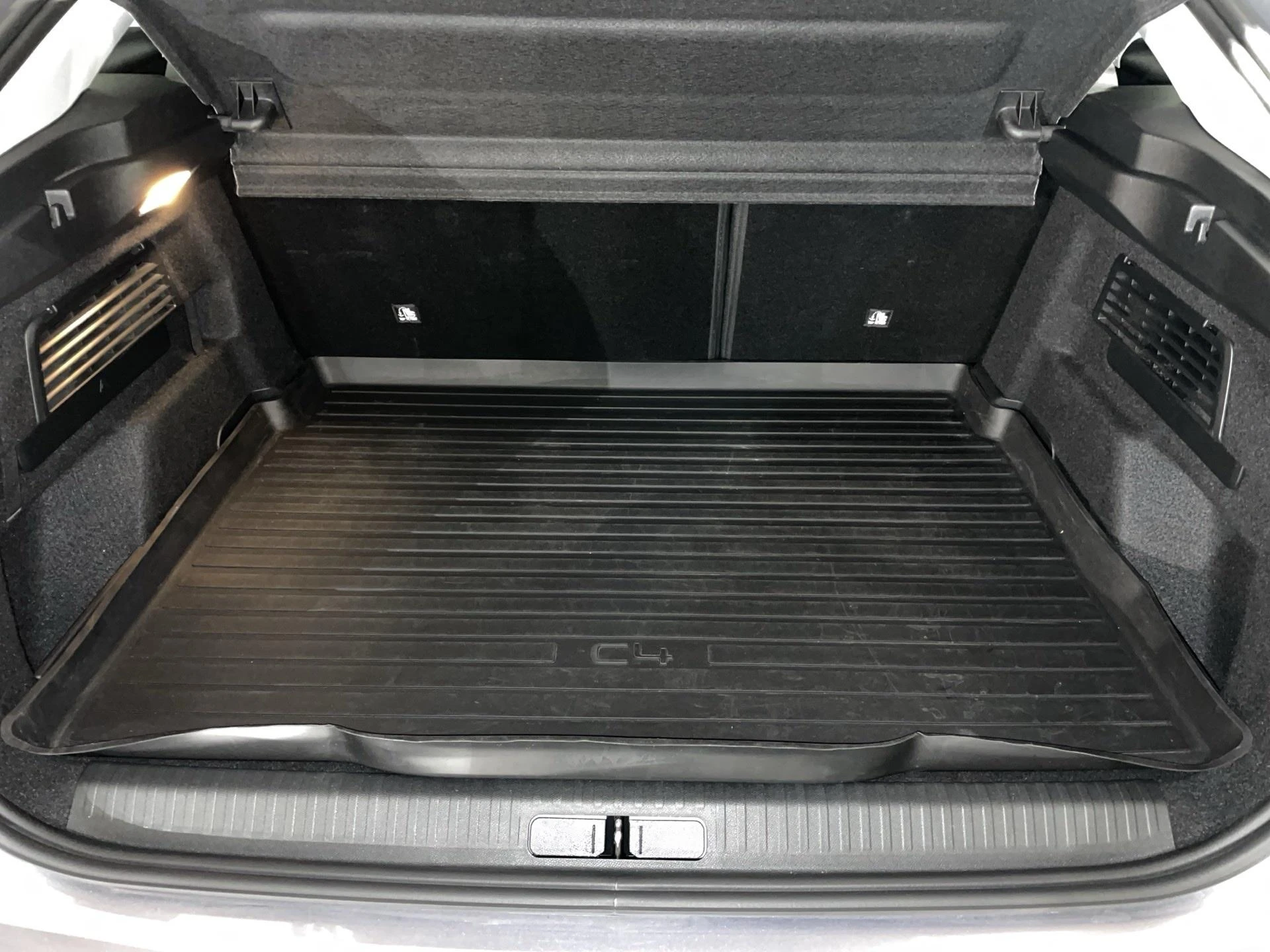 Citroën-C4-image-11