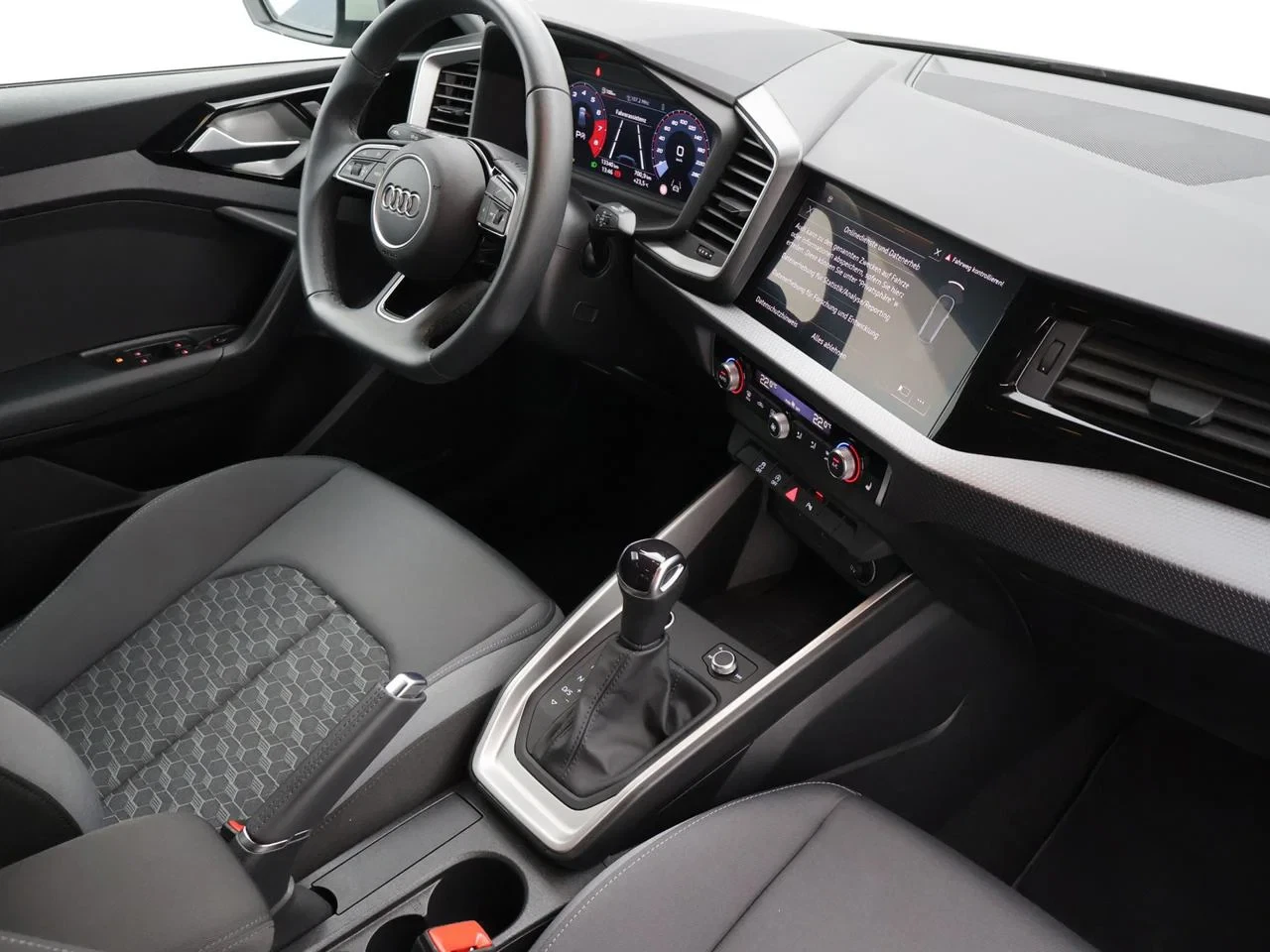 Audi A1 Sportback A1 Sportback 25TFSI S LINE 95PK *AUTOMAAT*CAMERA*VIRTUAL COCKPIT*PDC*ACC*KEYLESS GO*APP-CONNECT*ZETELVERWARMING*...*