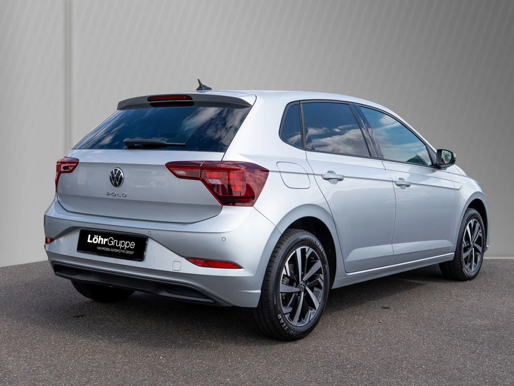 Volkswagen-Polo-image-3