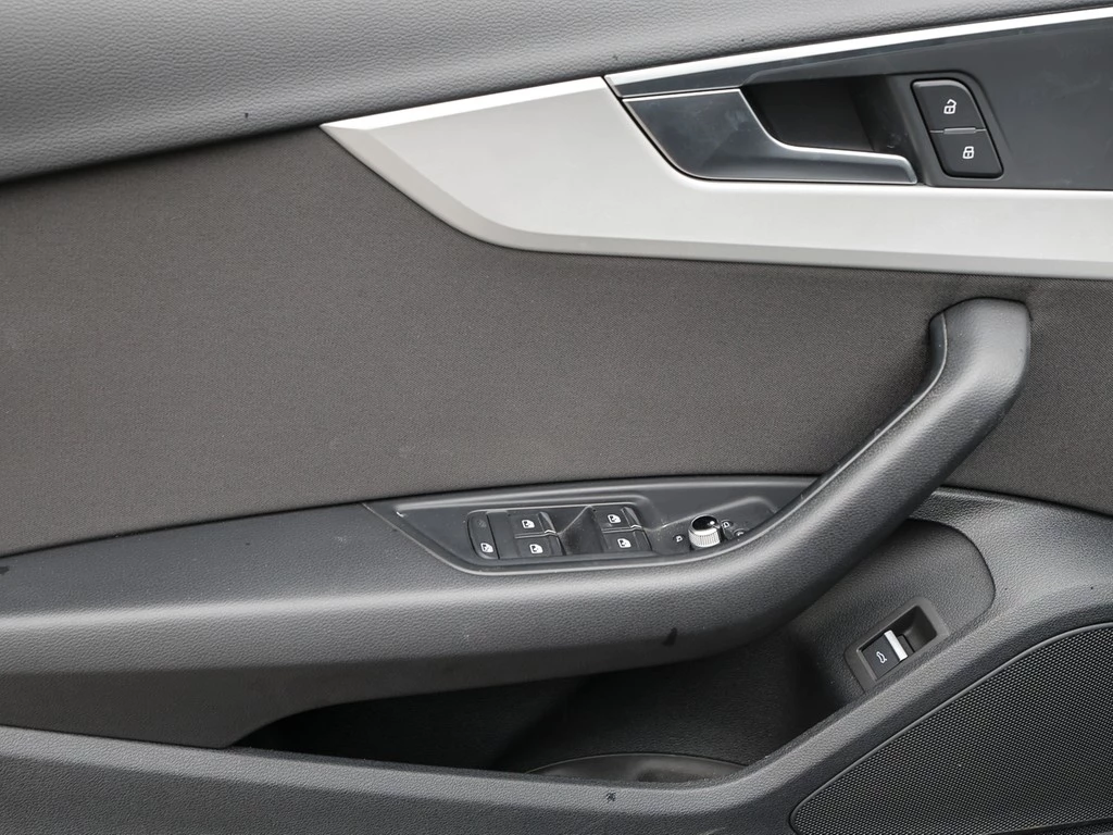 Audi A4 Avant 35 TFSI advanced Navi PDC LED Business