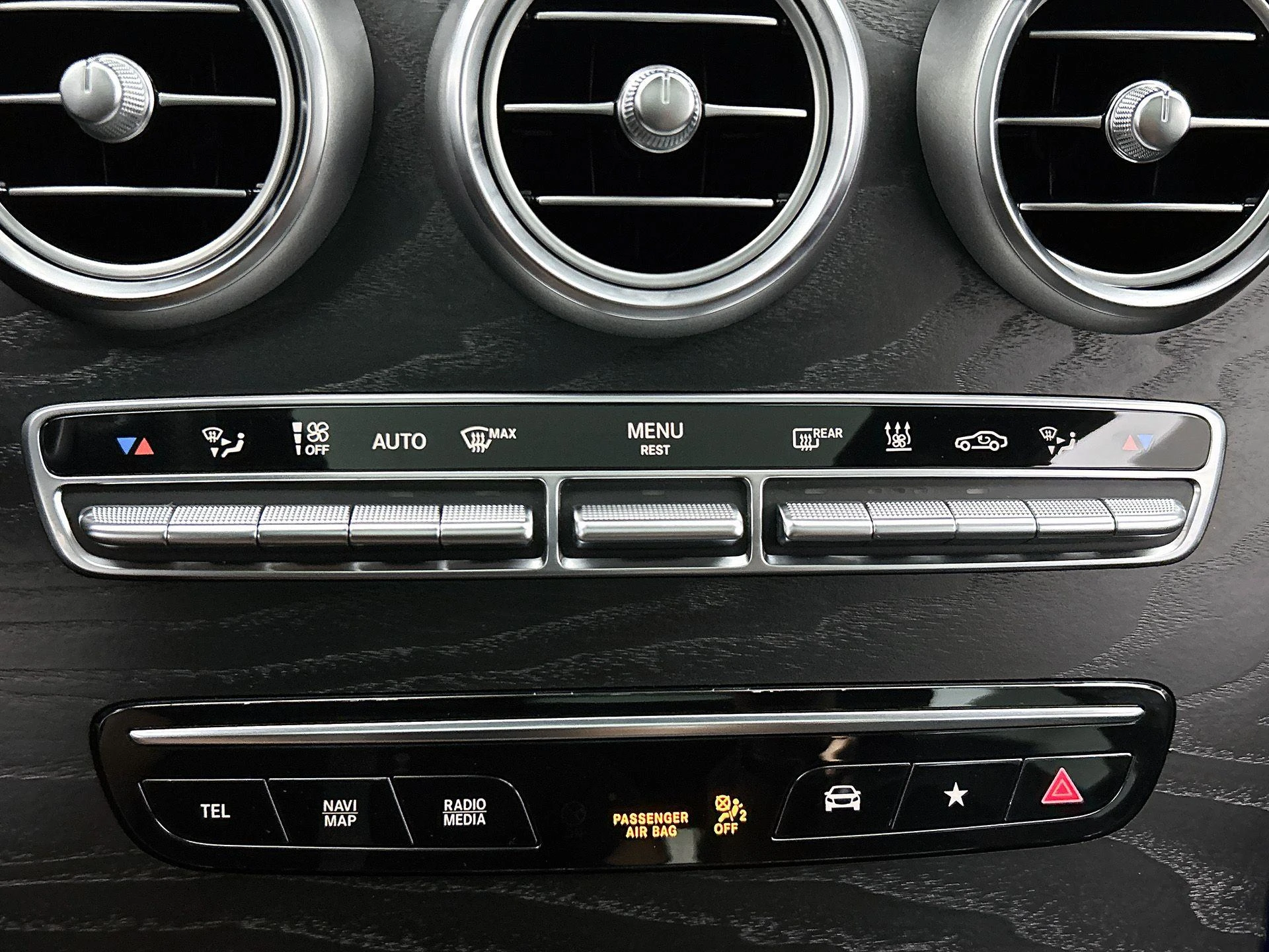 Mercedes-Benz-GLC-image-20