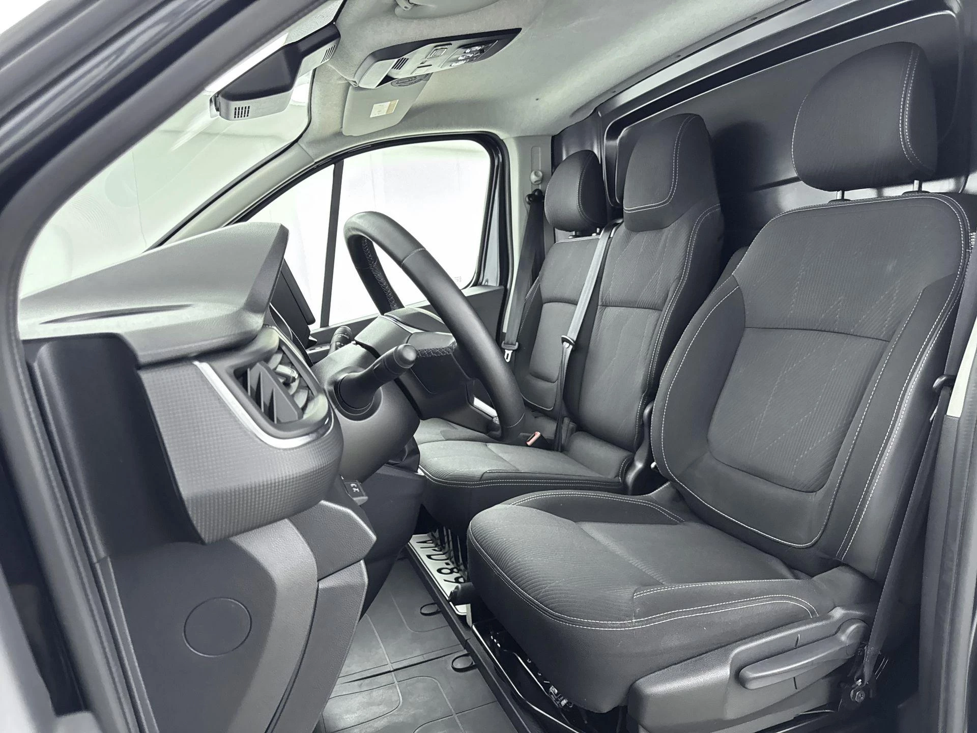 Renault-Trafic-image-26