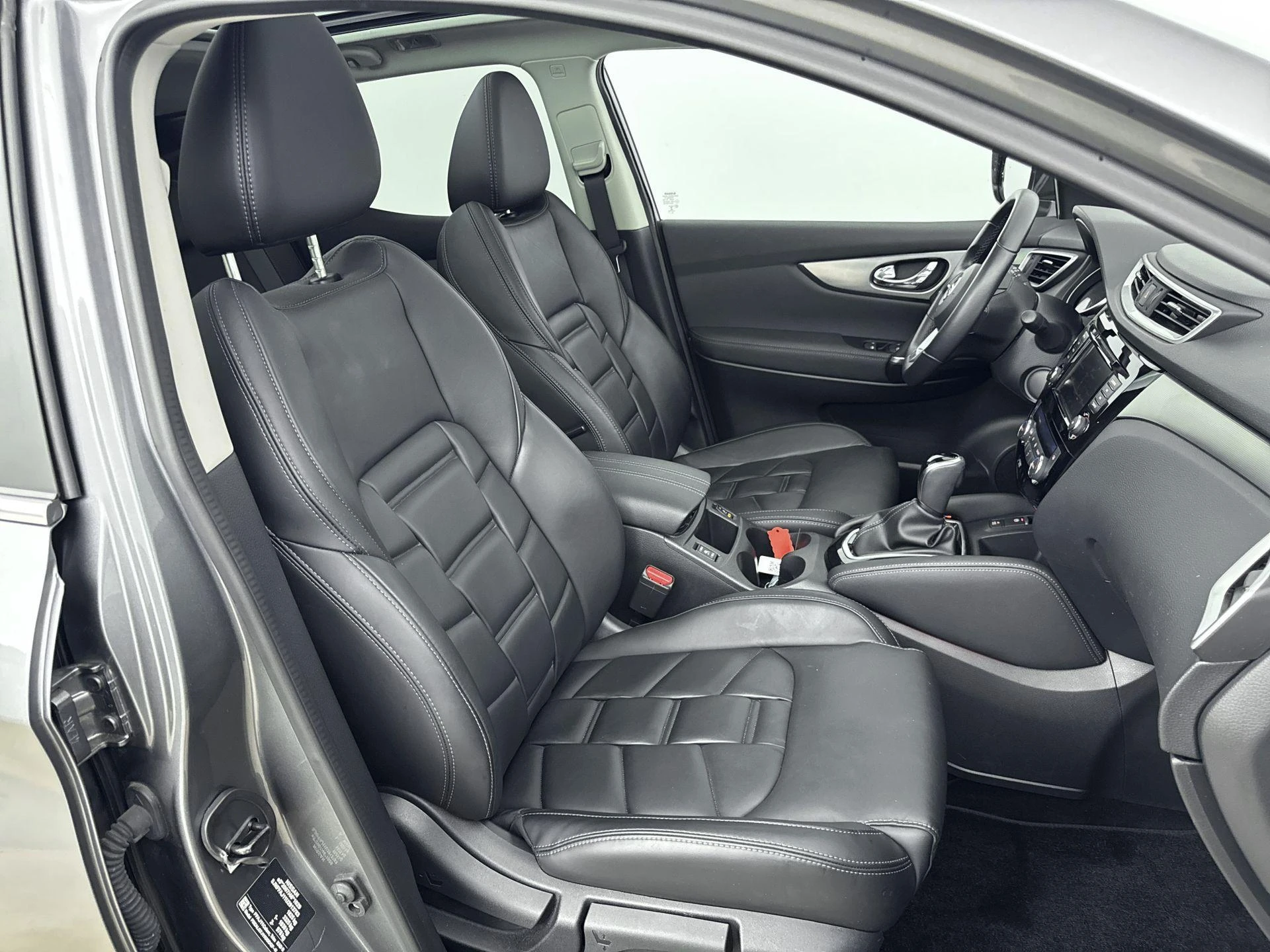 Nissan-QASHQAI-image-21