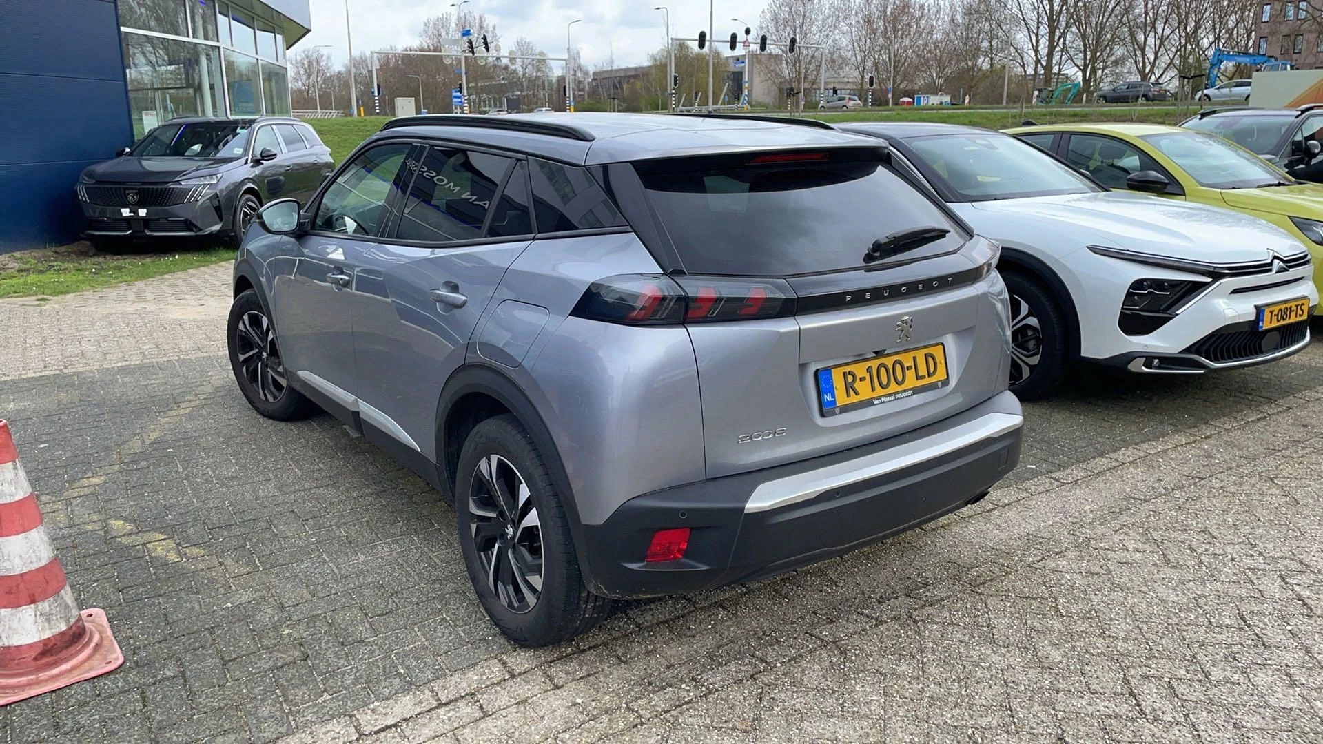 Peugeot 2008 1.2 PureTech Allure Pack