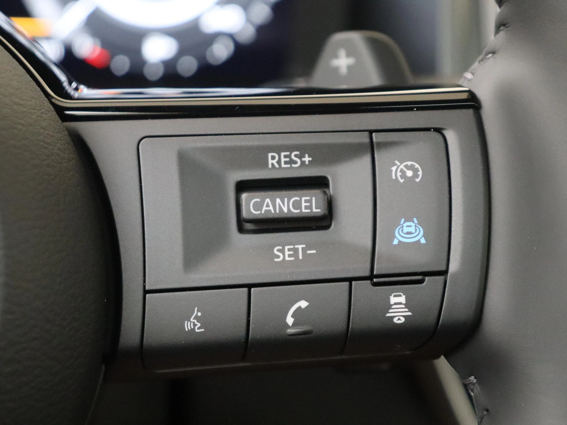 Nissan-QASHQAI-image-13