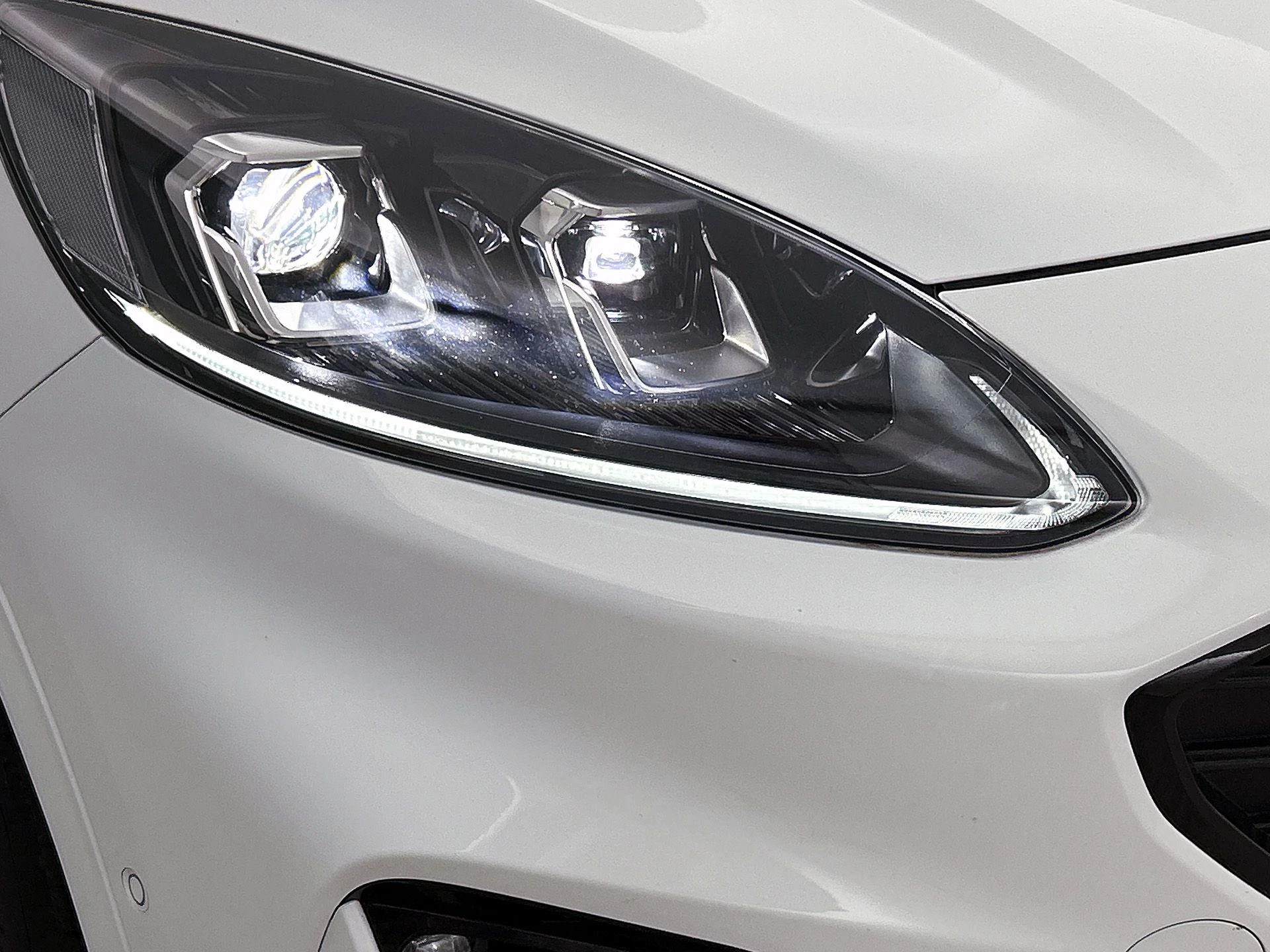 Ford-Kuga-image-32