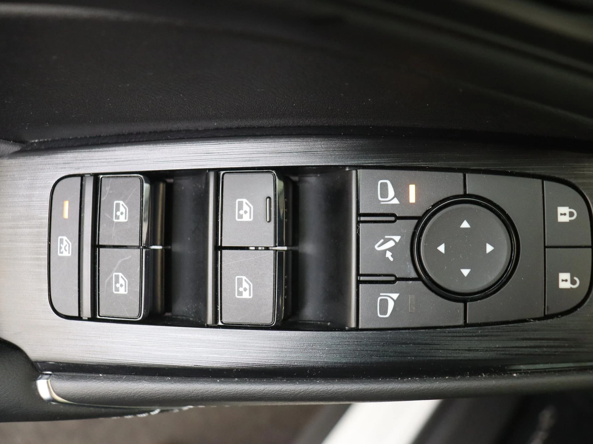 Nissan-QASHQAI-image-25