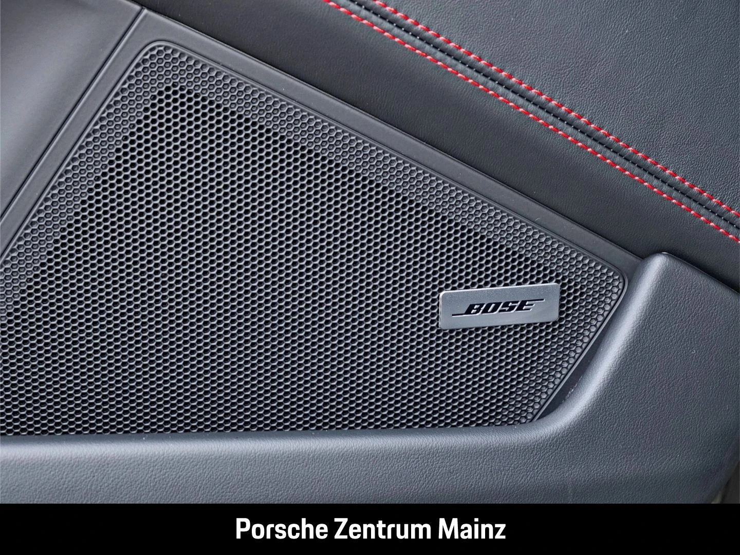 Porsche-911-image-27