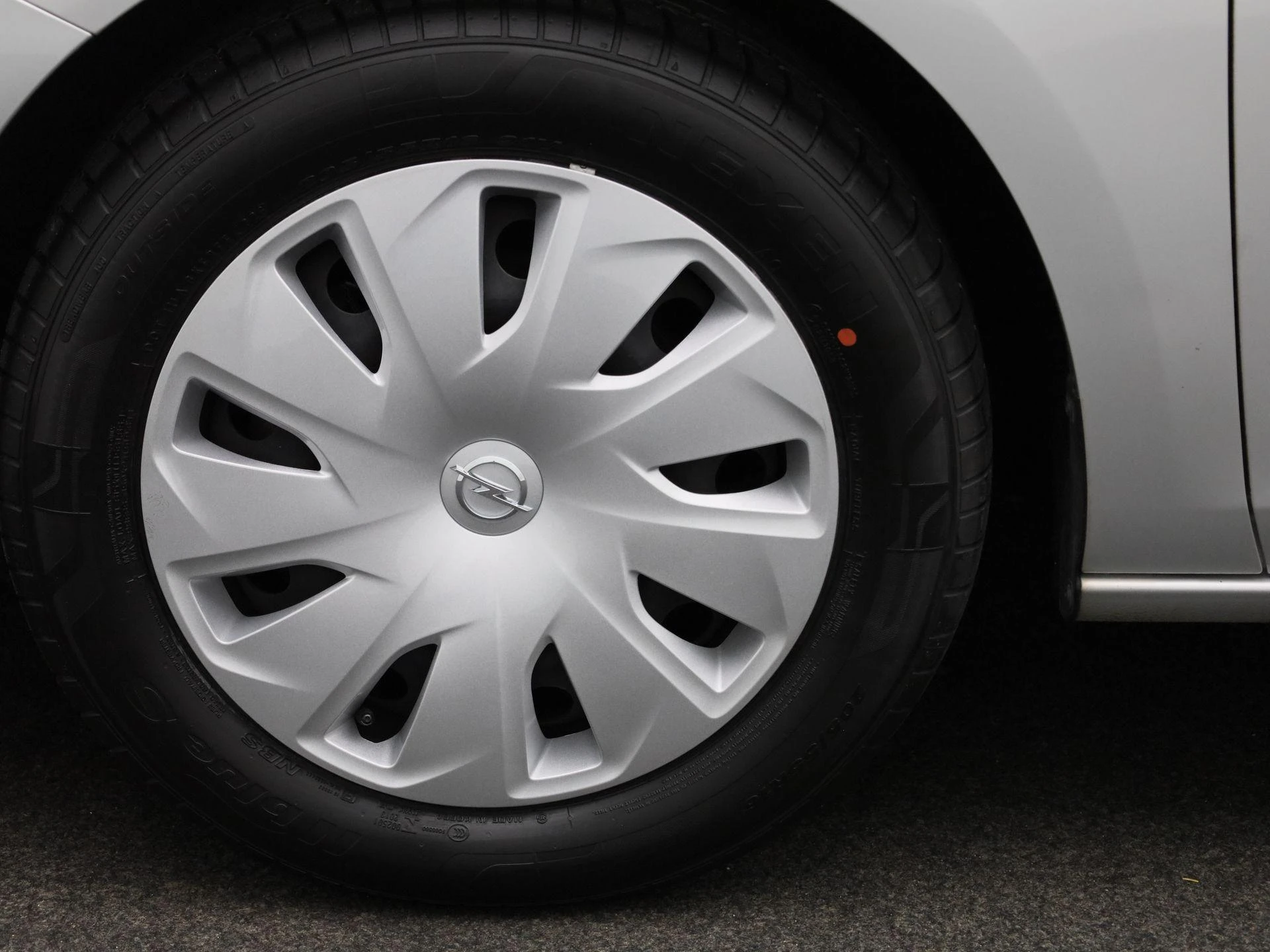 Opel-Astra-image-11