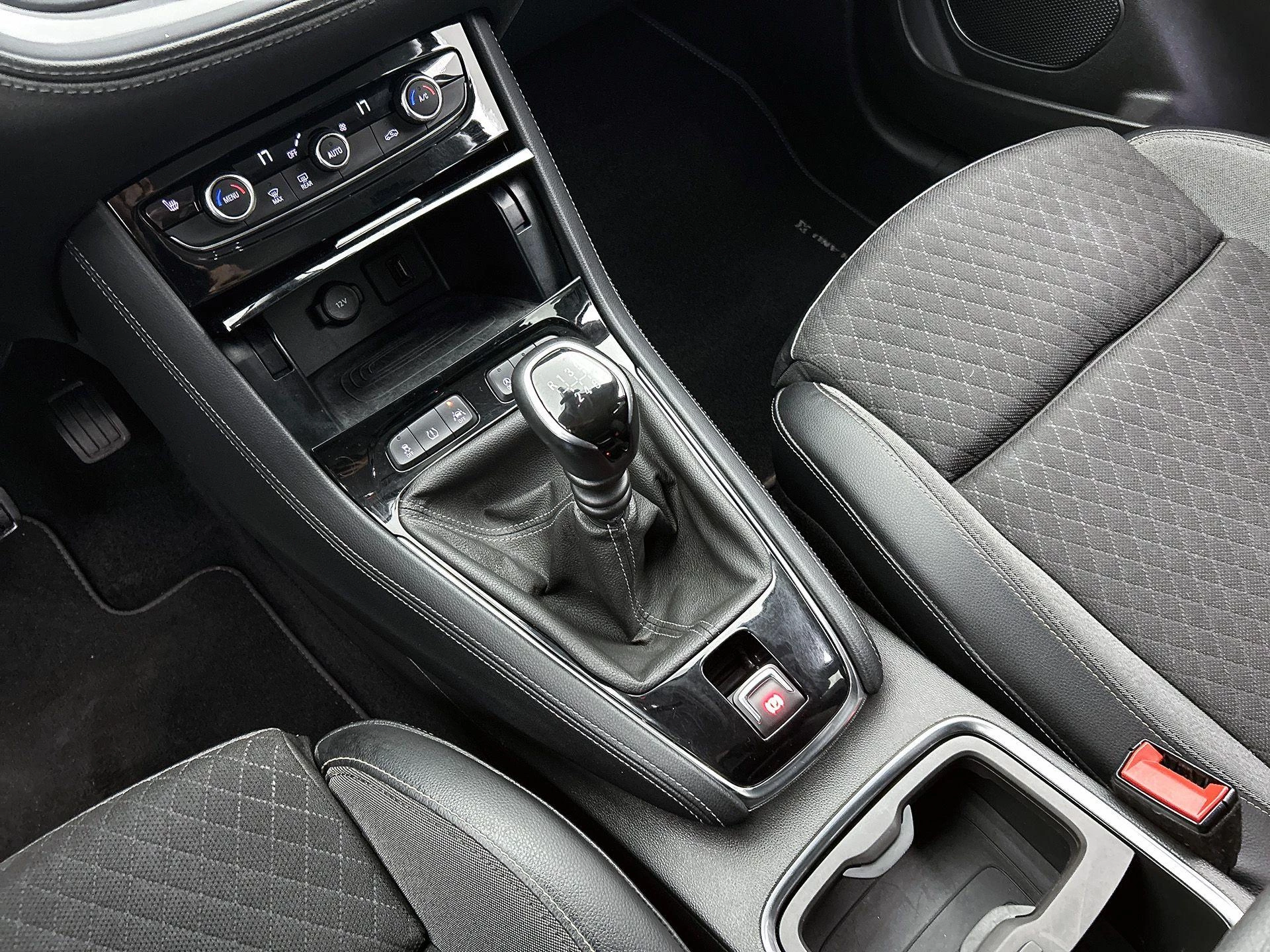Opel-Grandland X-image-32