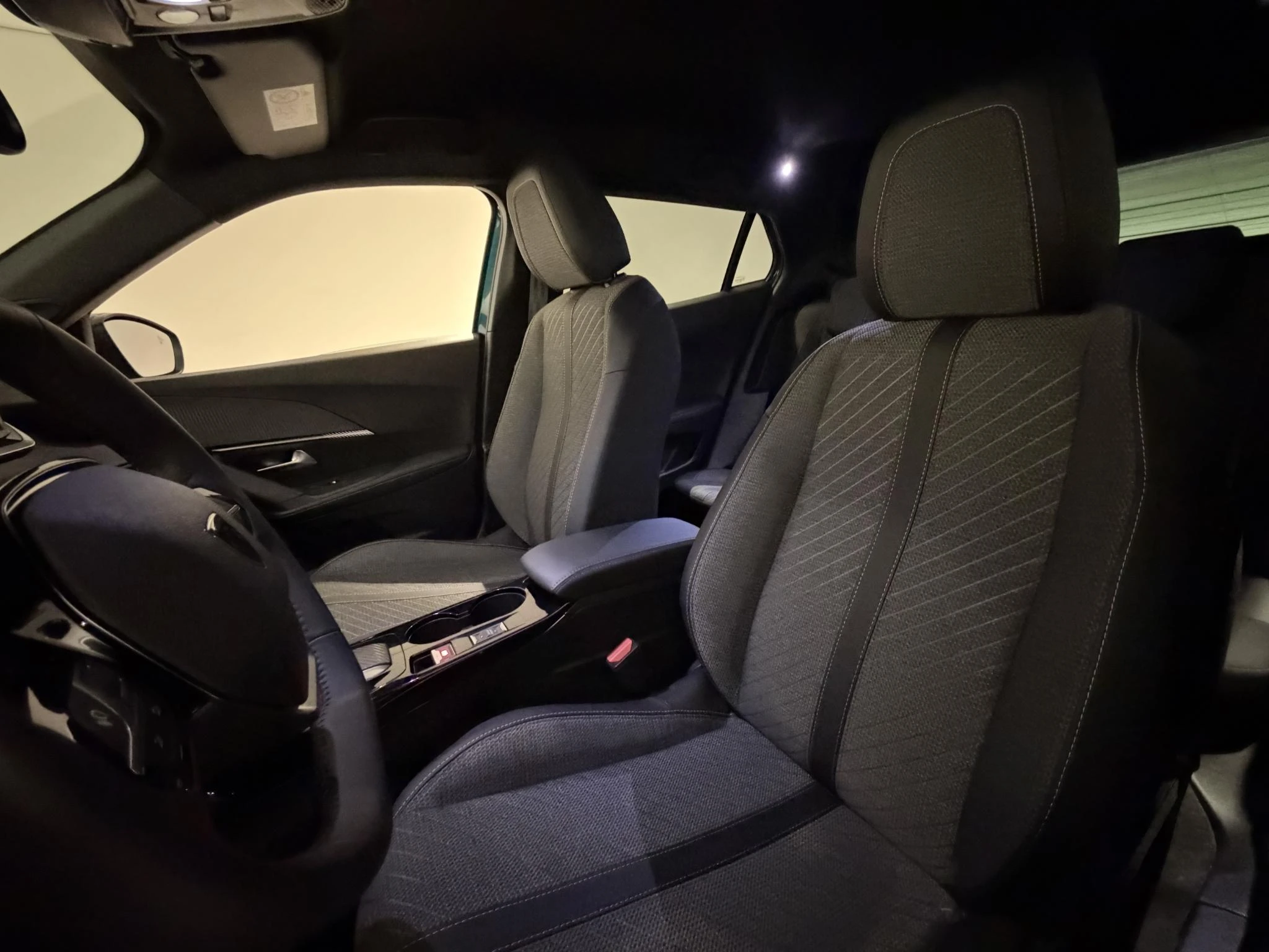 Peugeot-2008-image-22