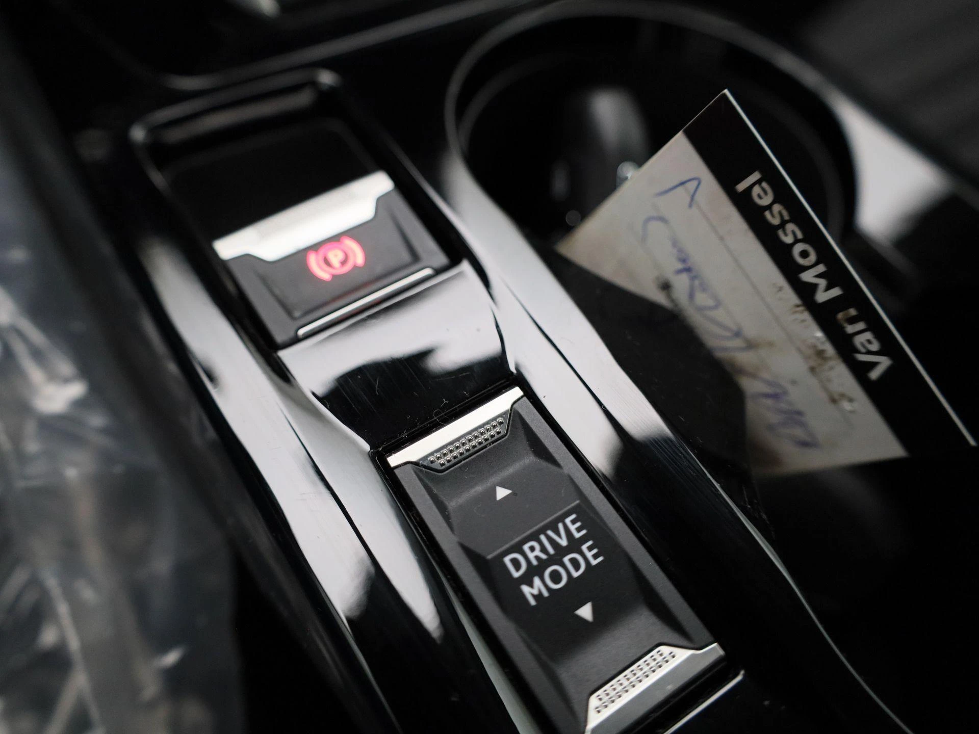 Peugeot e-2008 EV Active 50 kWh