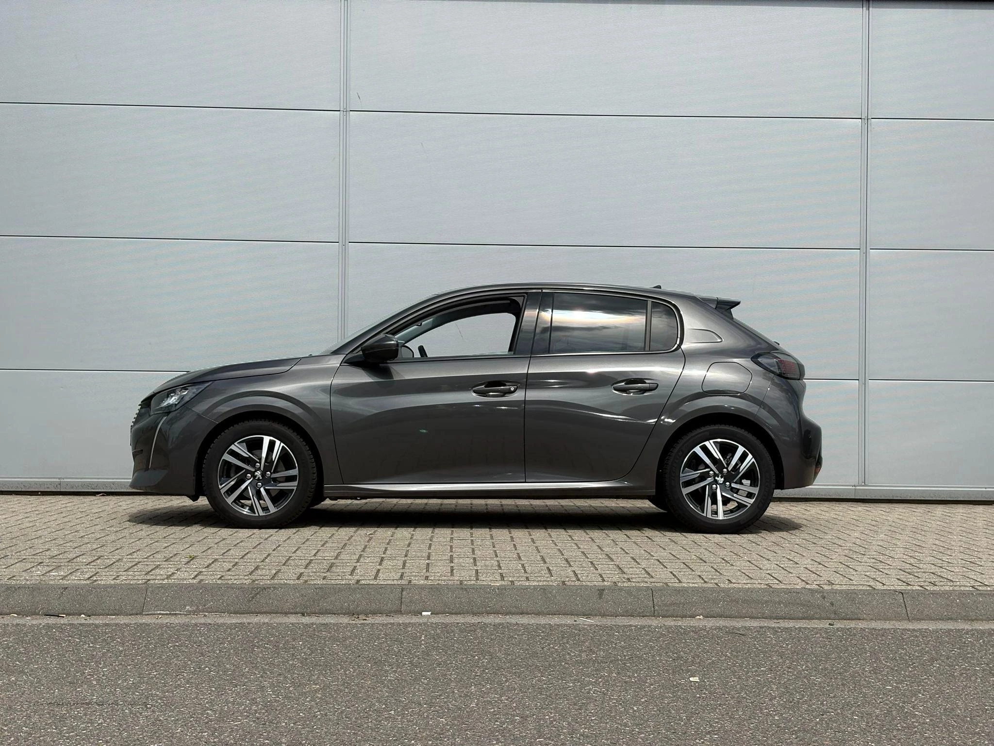 Peugeot 208 1.2 PureTech Blue Lease Allure