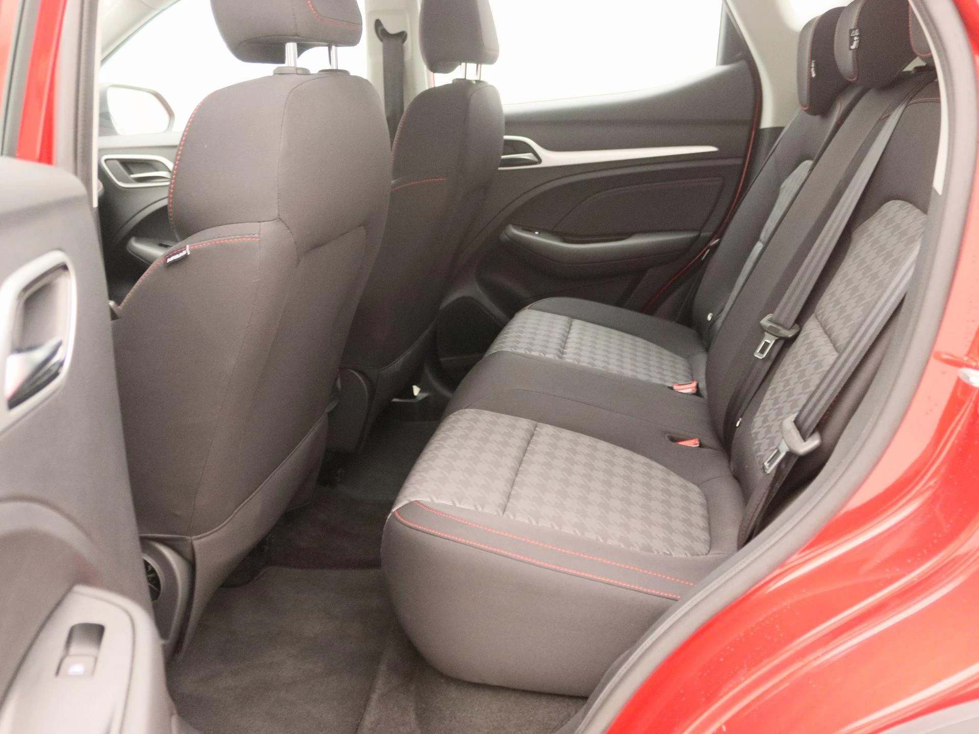 MG-ZS EV-image-11