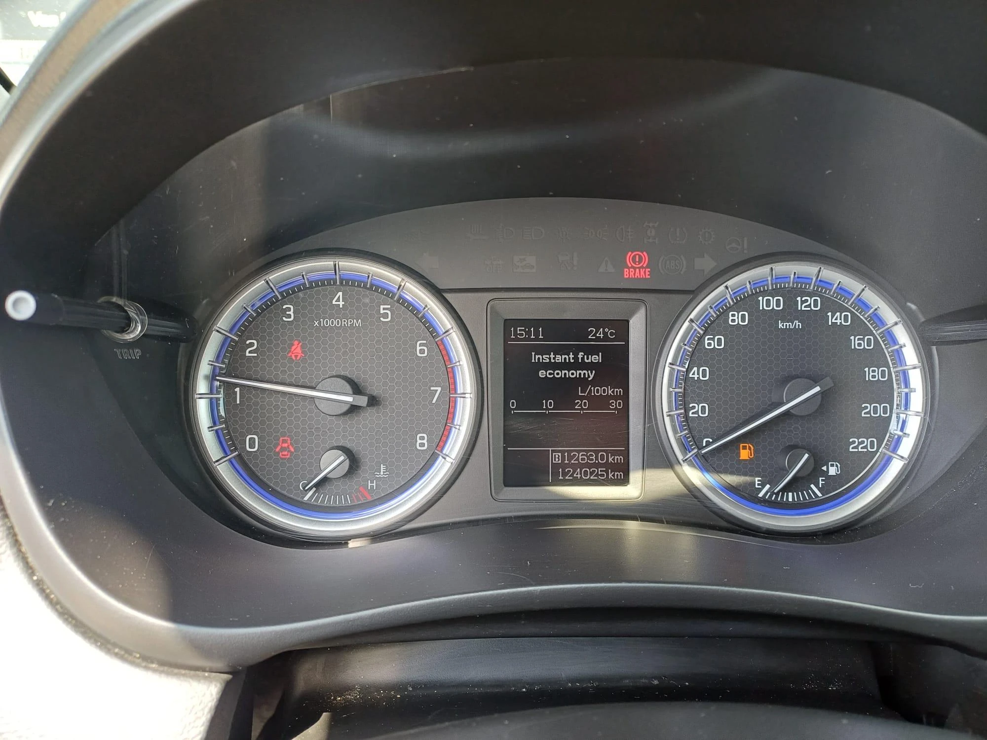 Suzuki-S-Cross-image-8