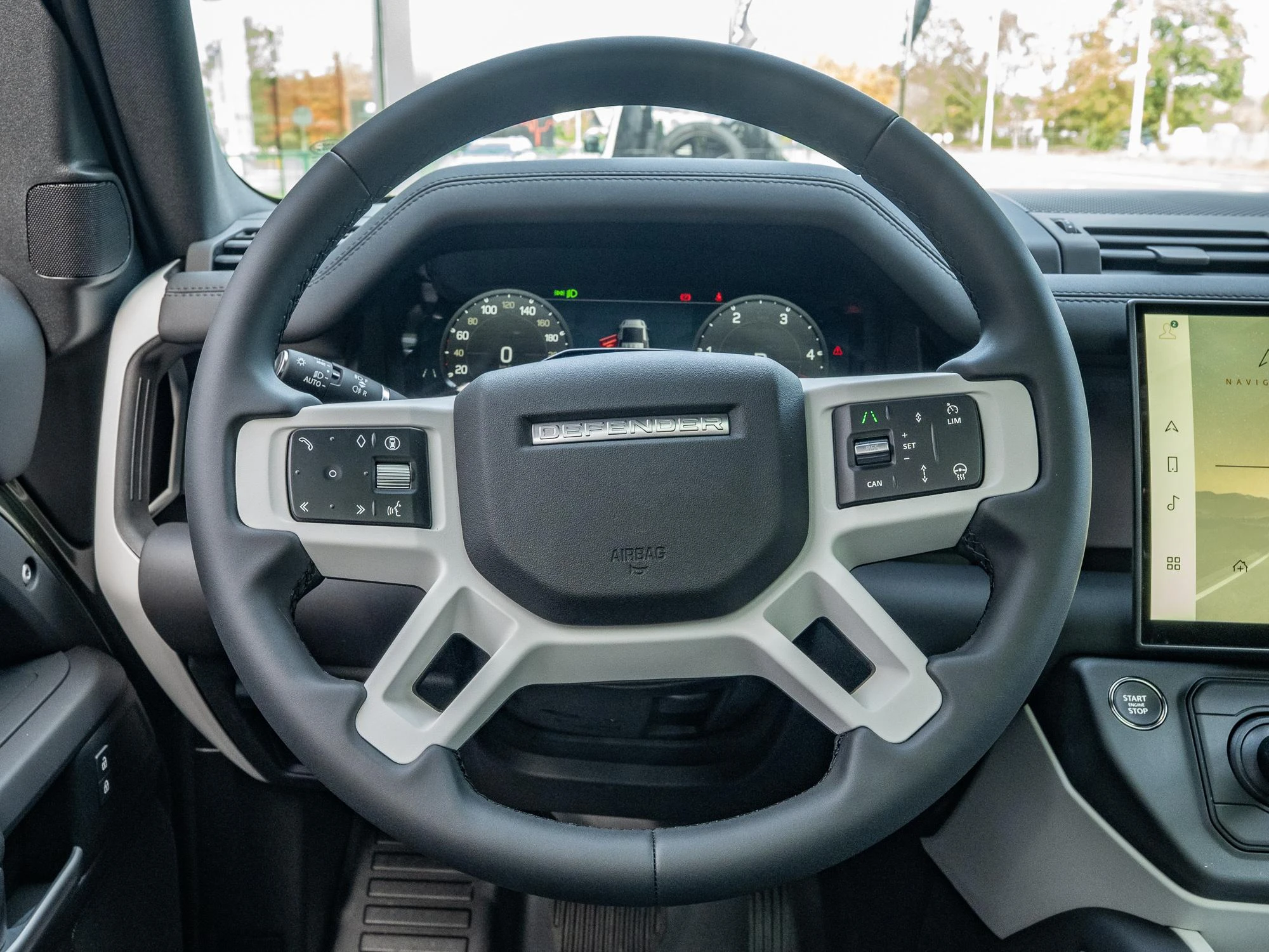 Land Rover-Defender-image-17