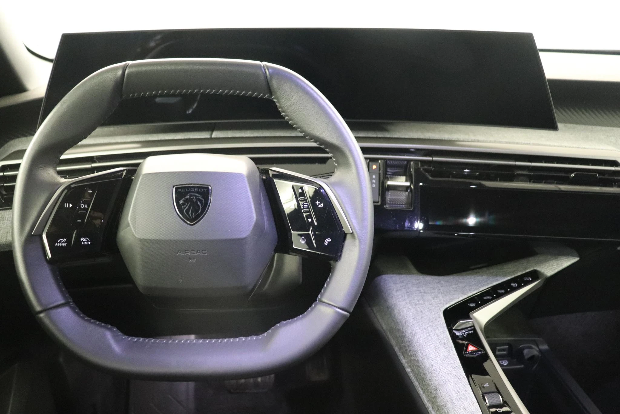 Peugeot-e-3008-image-9