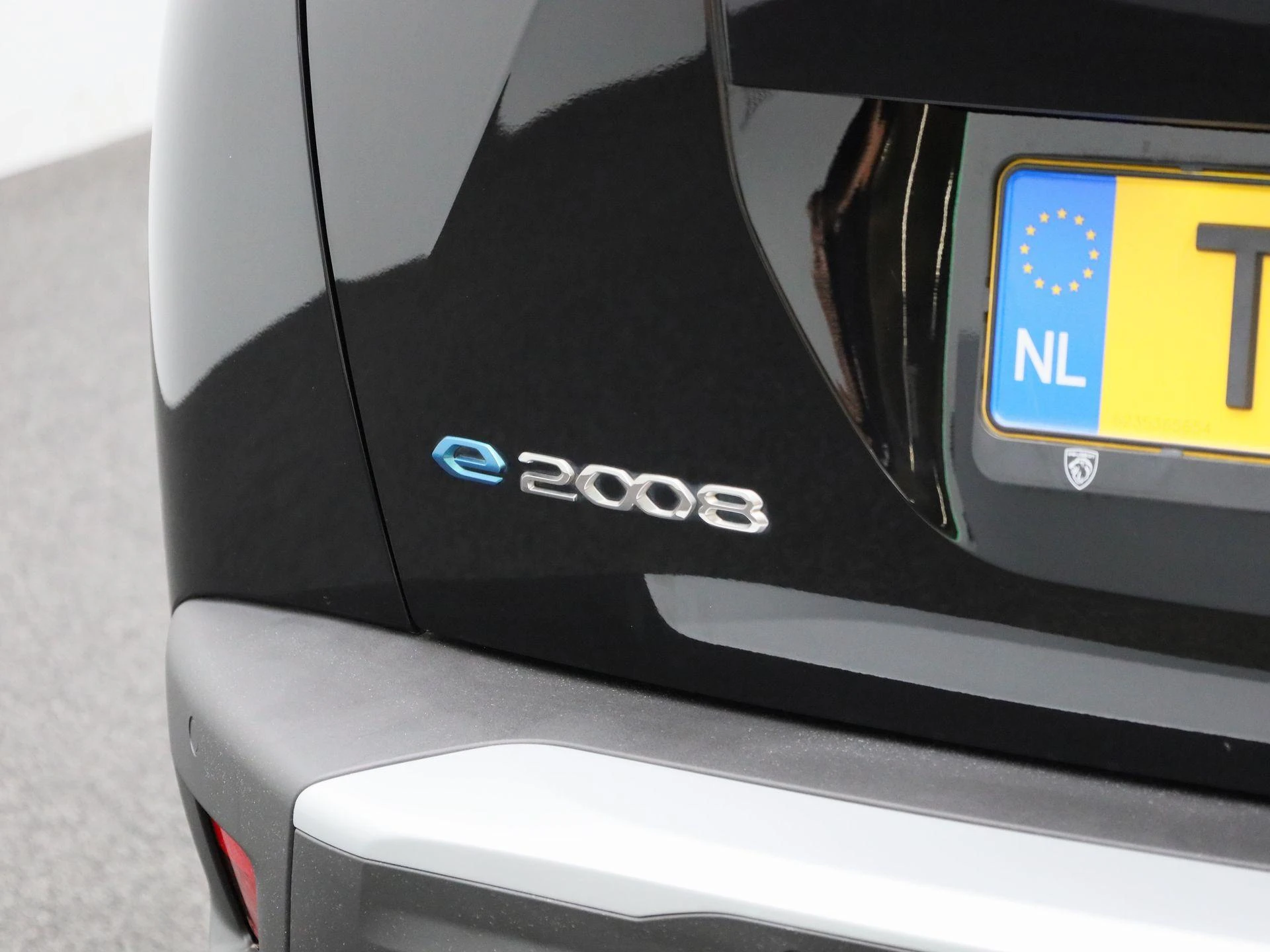 Peugeot e-2008 - 39