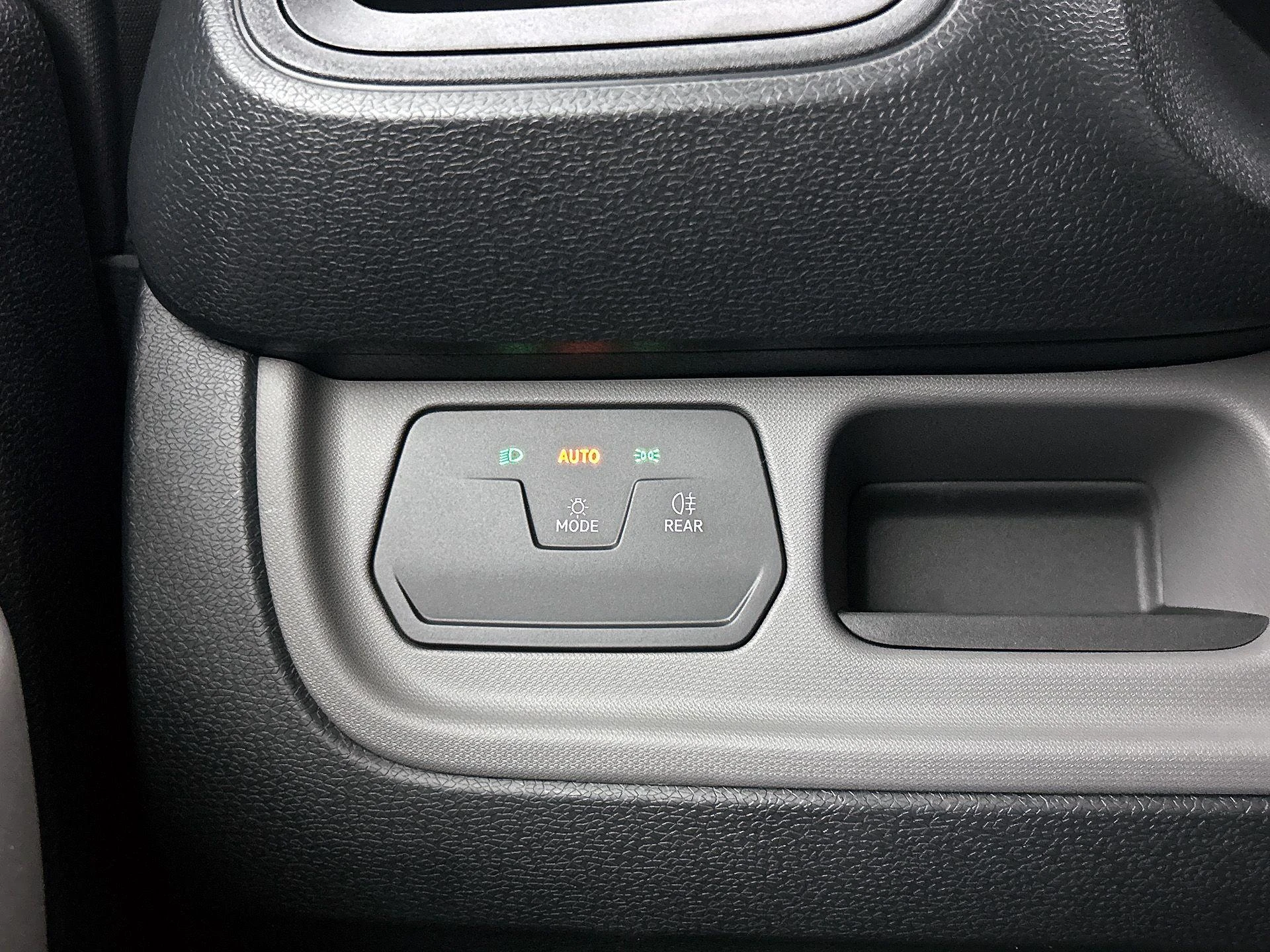 Volkswagen-ID. Buzz Cargo-image-15