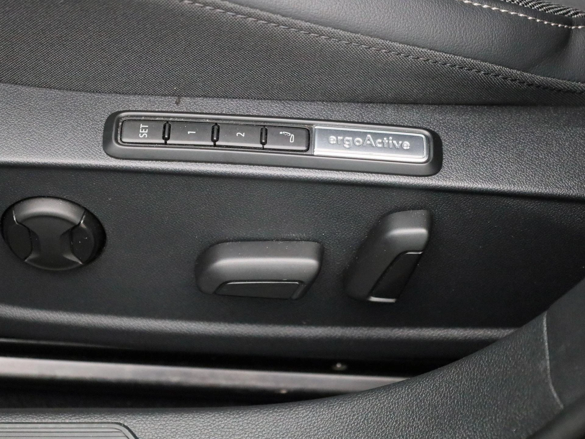 Volkswagen Golf 1.5 eHybrid Life Edition 204 PK|